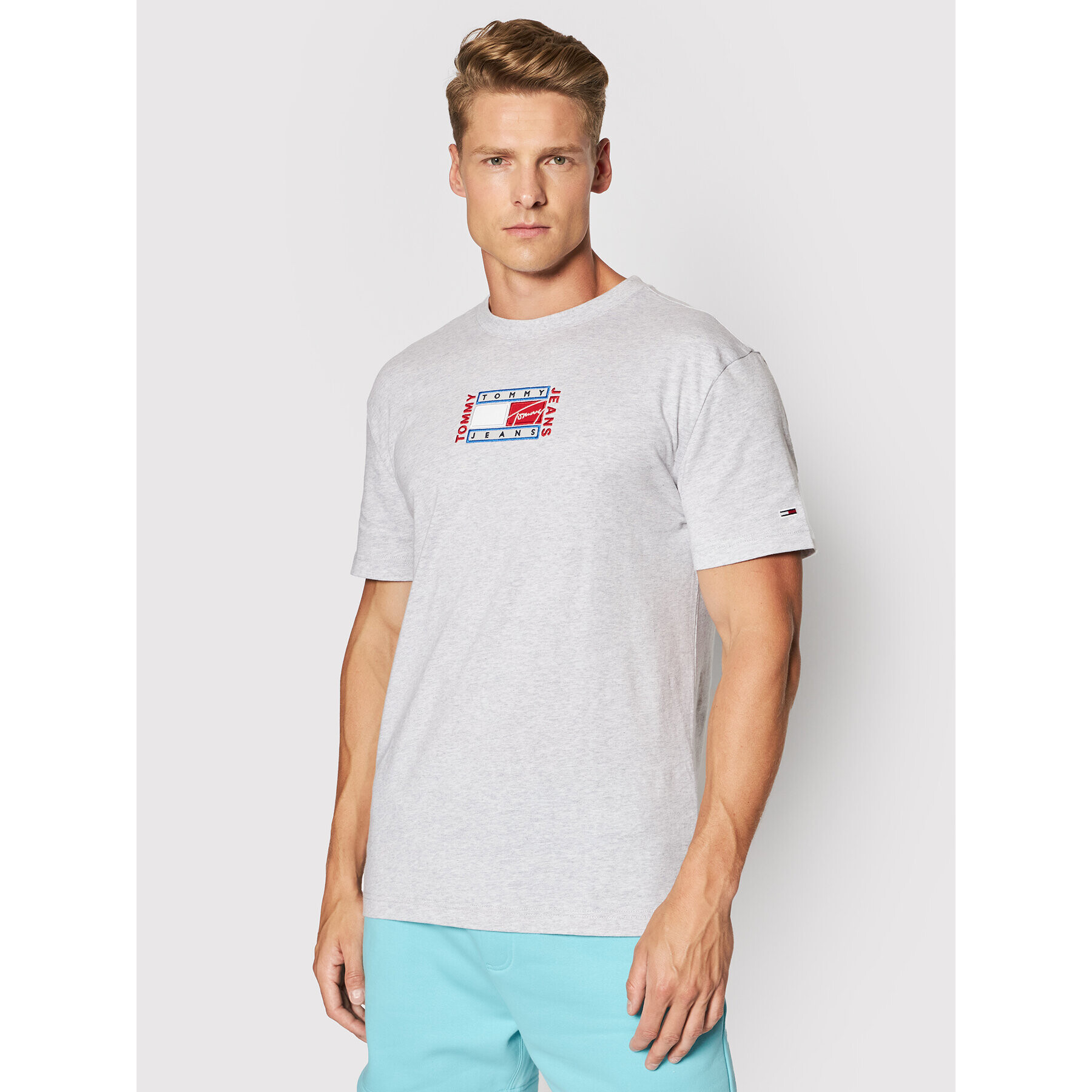 Tommy Jeans Тишърт Tjm Timeless Tommy Flag DM0DM10621 Сив Regular Fit - Pepit.bg