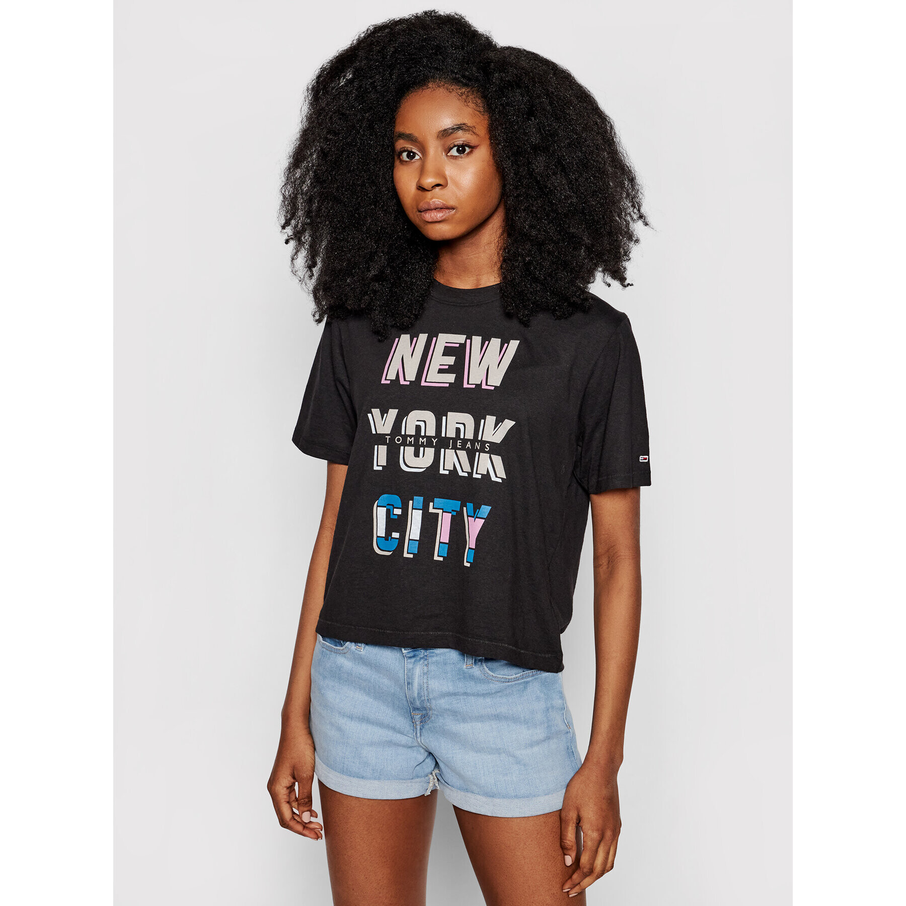 Tommy Jeans Тишърт Tjw Bxy Crop New York City DW0DW09815 Черен Regular Fit - Pepit.bg