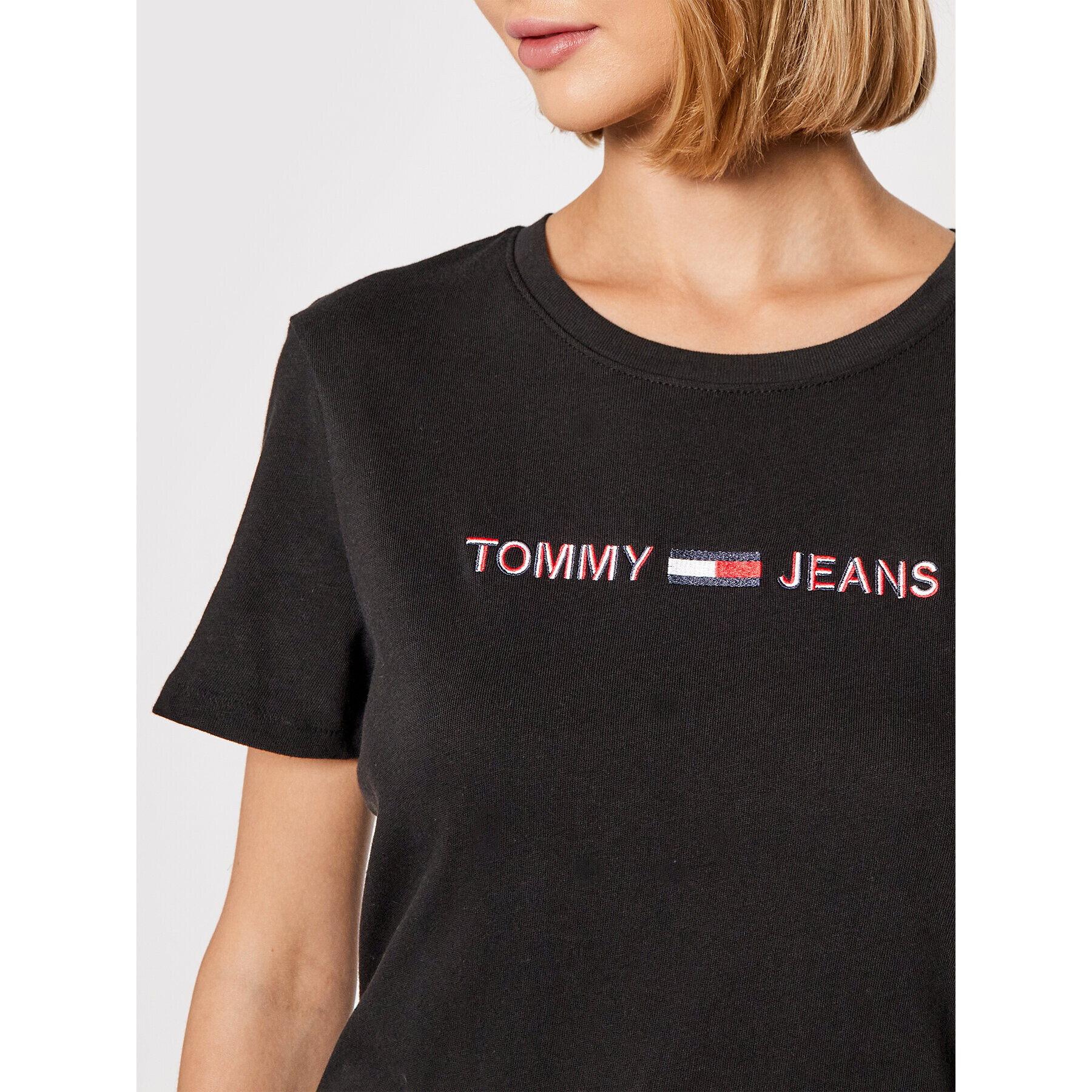 Tommy Jeans Тишърт Tjw Rwb Linear DW0DW10409 Черен Slim Fit - Pepit.bg