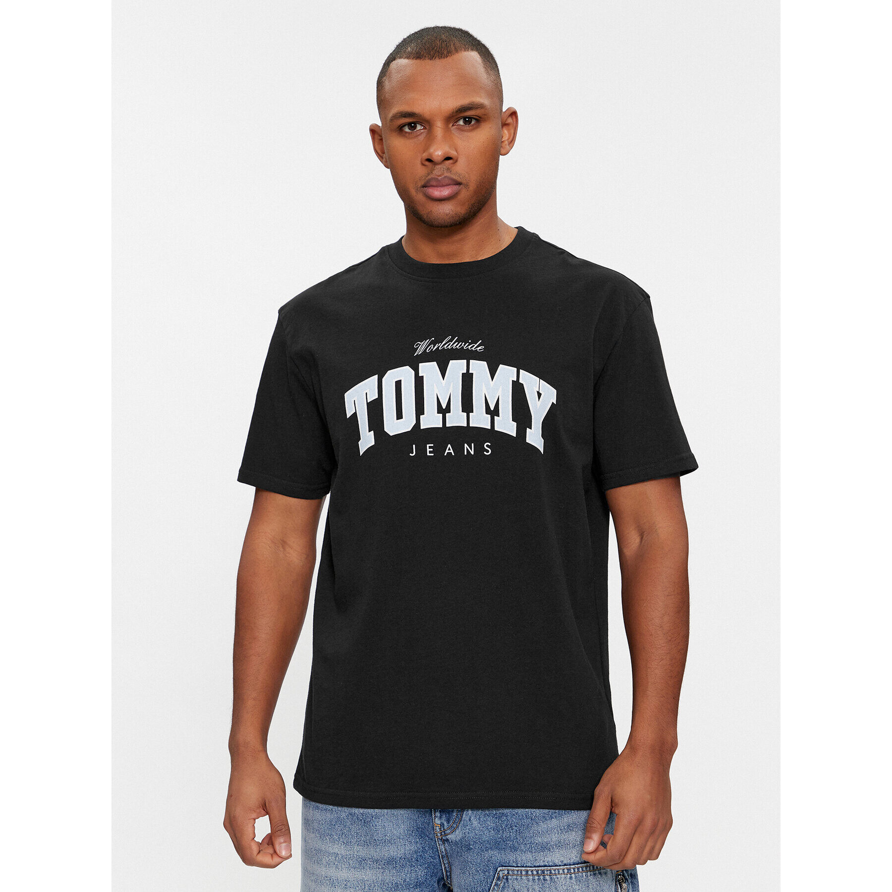 Tommy Jeans Тишърт Varsity DM0DM18287 Черен Regular Fit - Pepit.bg