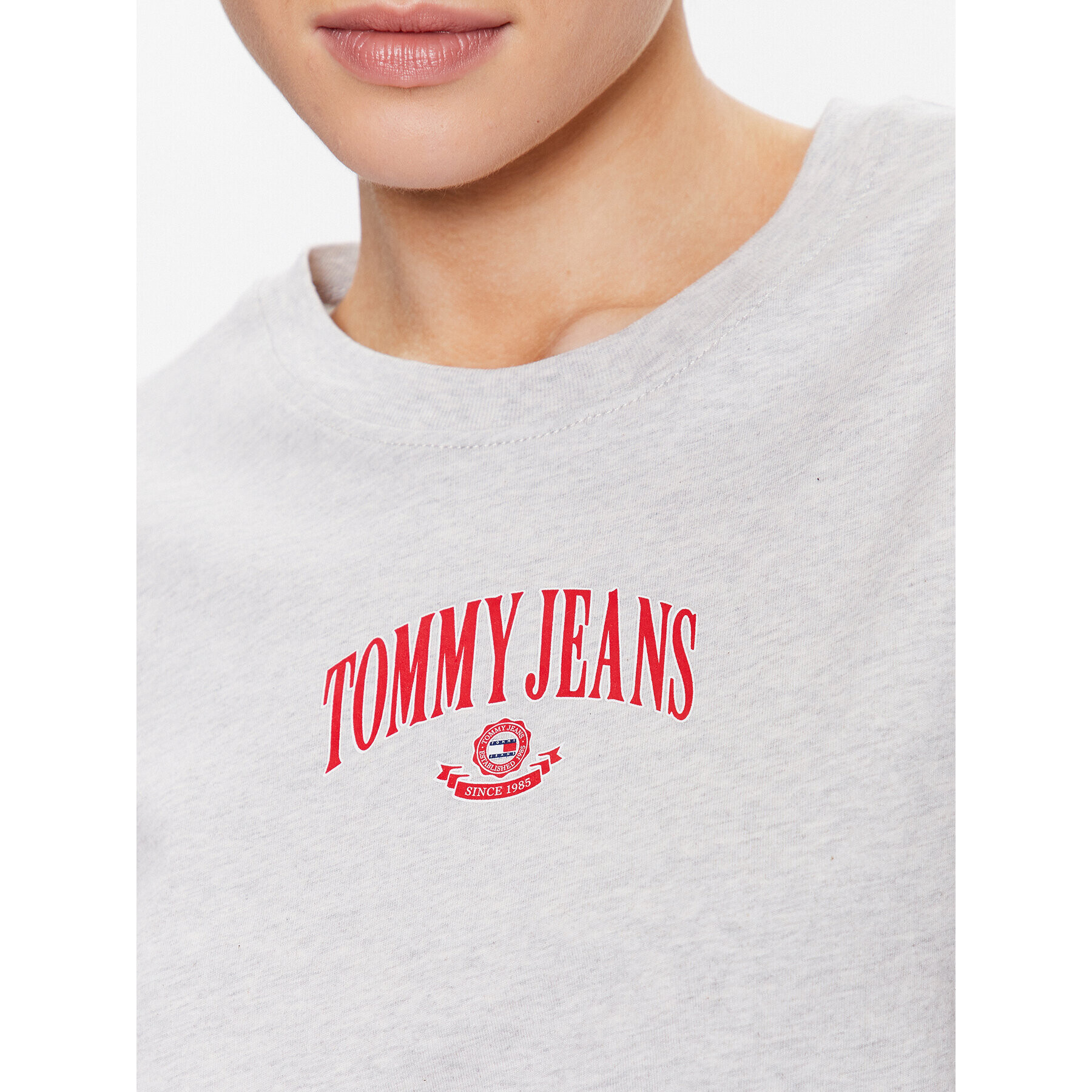 Tommy Jeans Тишърт Varsity Prep DW0DW15439 Сив Oversize - Pepit.bg