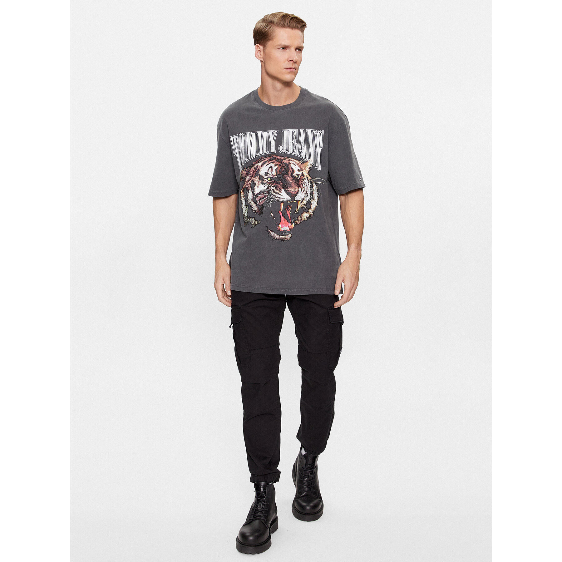Tommy Jeans Тишърт Vintage Tiger DM0DM17740 Сив Oversize - Pepit.bg