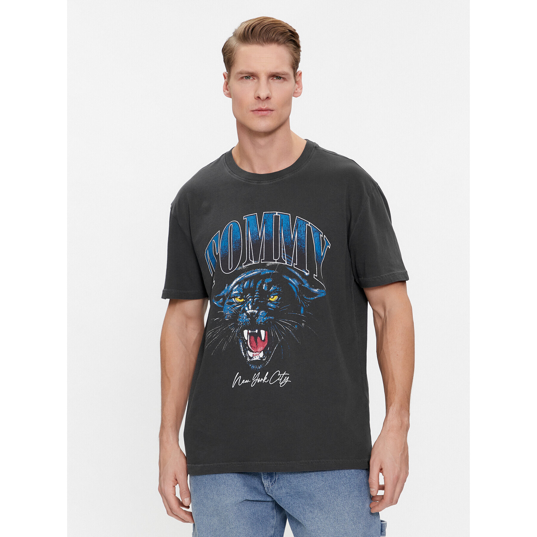 Tommy Jeans Тишърт Vintage Tiger DM0DM18281 Черен Regular Fit - Pepit.bg