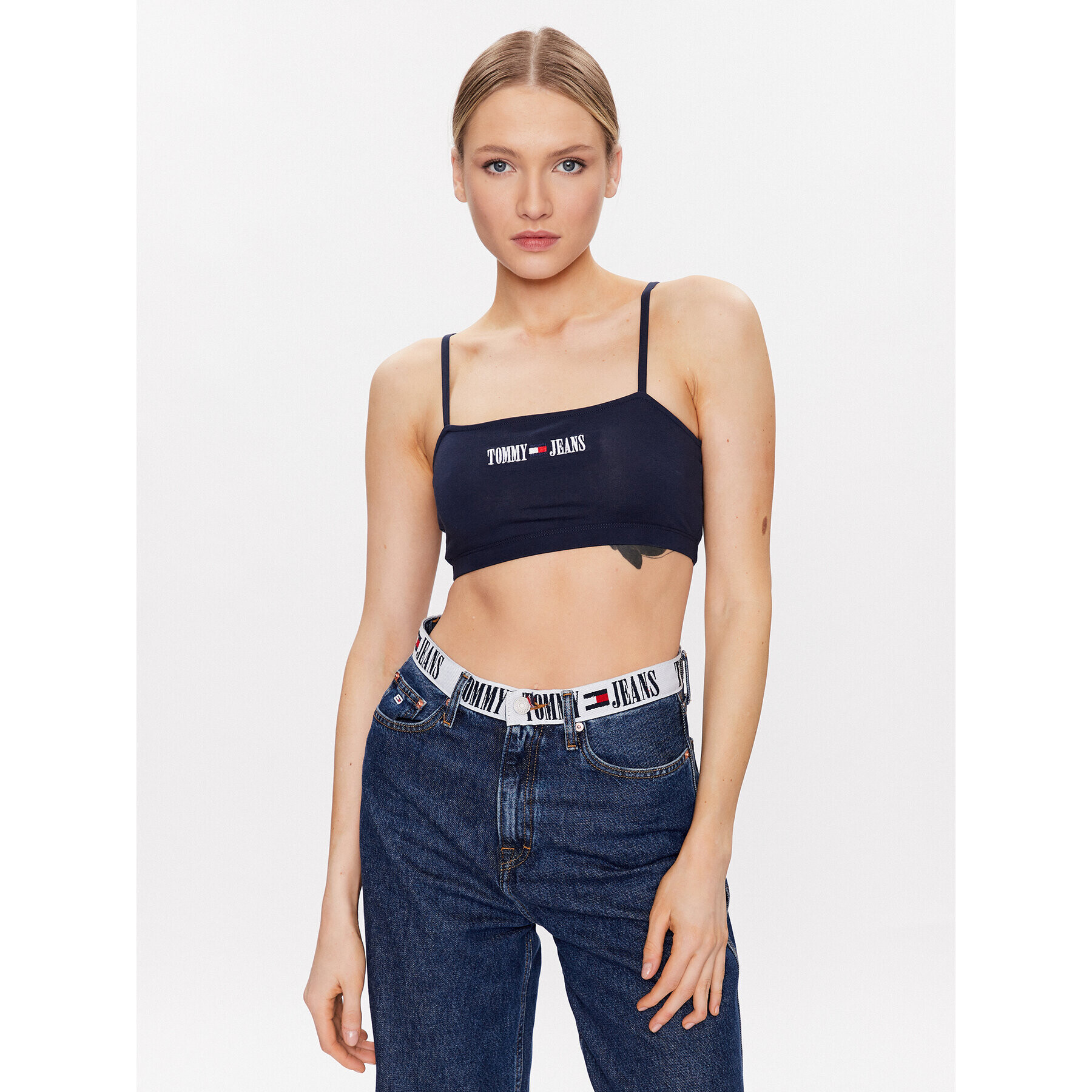 Tommy Jeans топ DW0DW15458 Тъмносин Cropped Fit - Pepit.bg