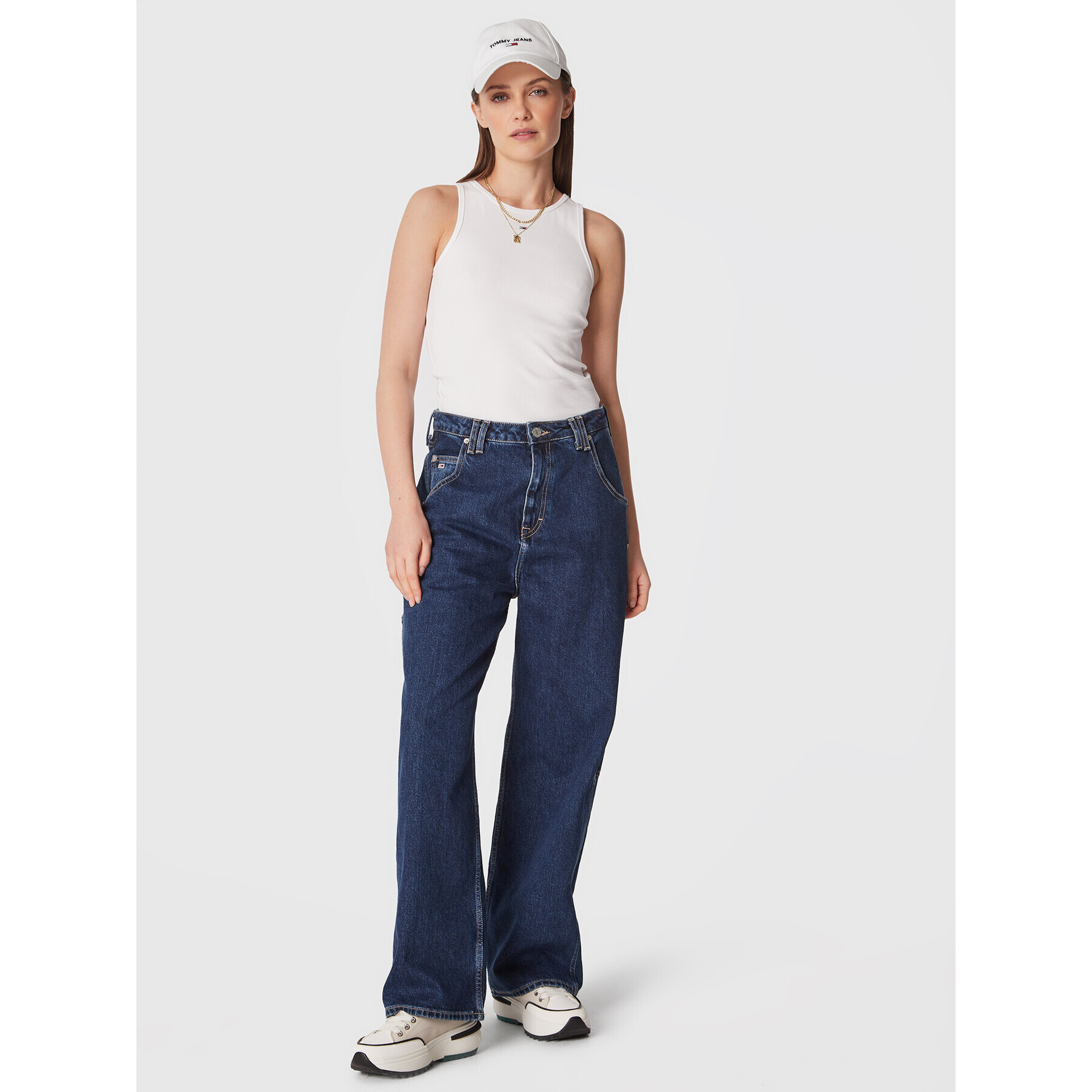 Tommy Jeans топ Essential DW0DW14875 Бял Regular Fit - Pepit.bg