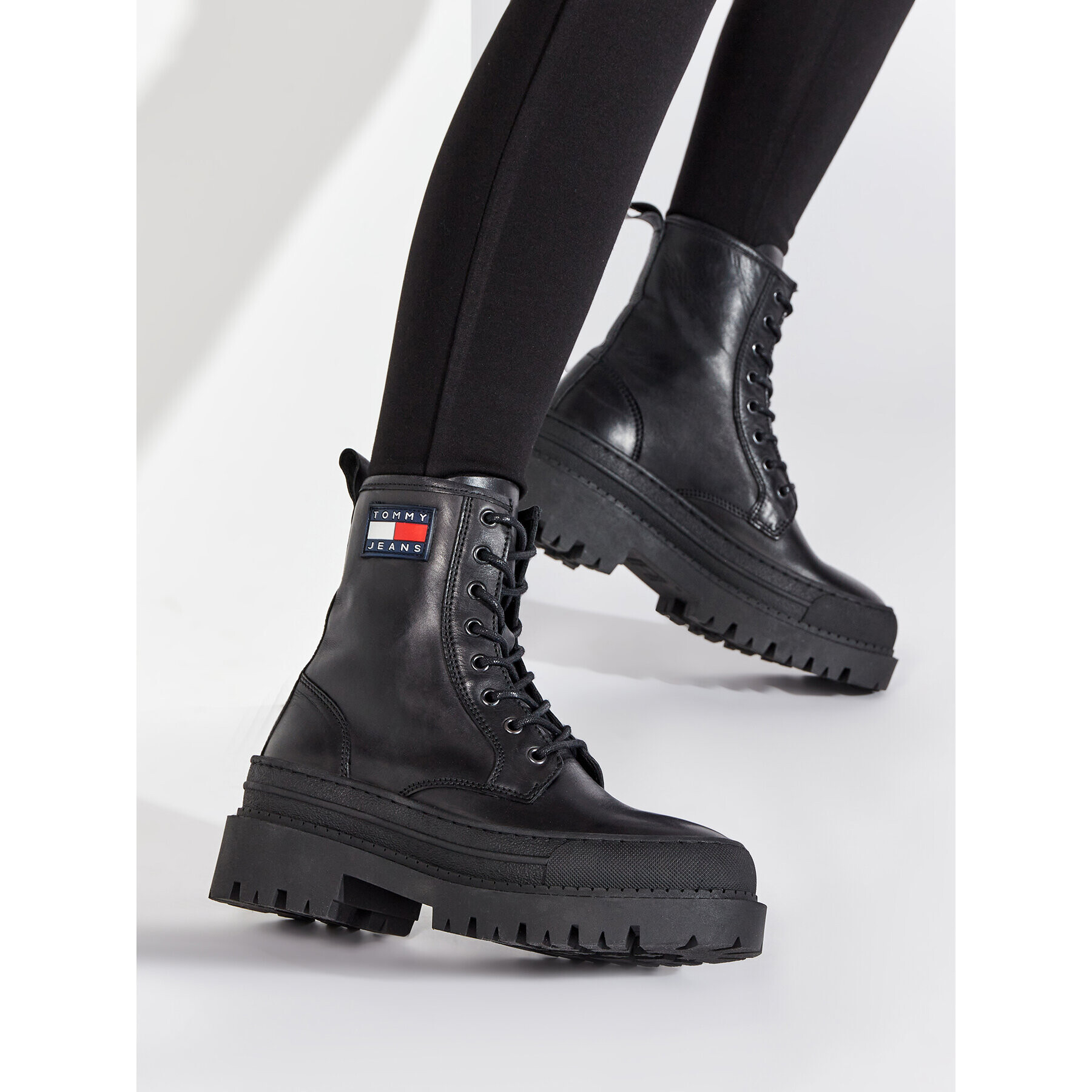 Tommy Jeans Туристически oбувки Lace Up Boot EN0EN01899 Черен - Pepit.bg