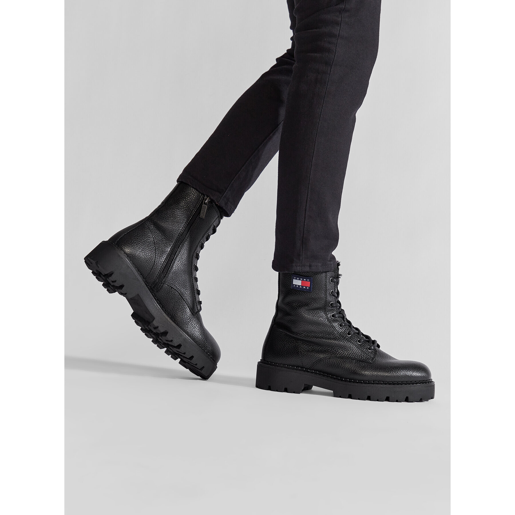 Tommy Jeans Туристически oбувки Lace Up Warm Lined Boot EM0EM01060 Черен - Pepit.bg