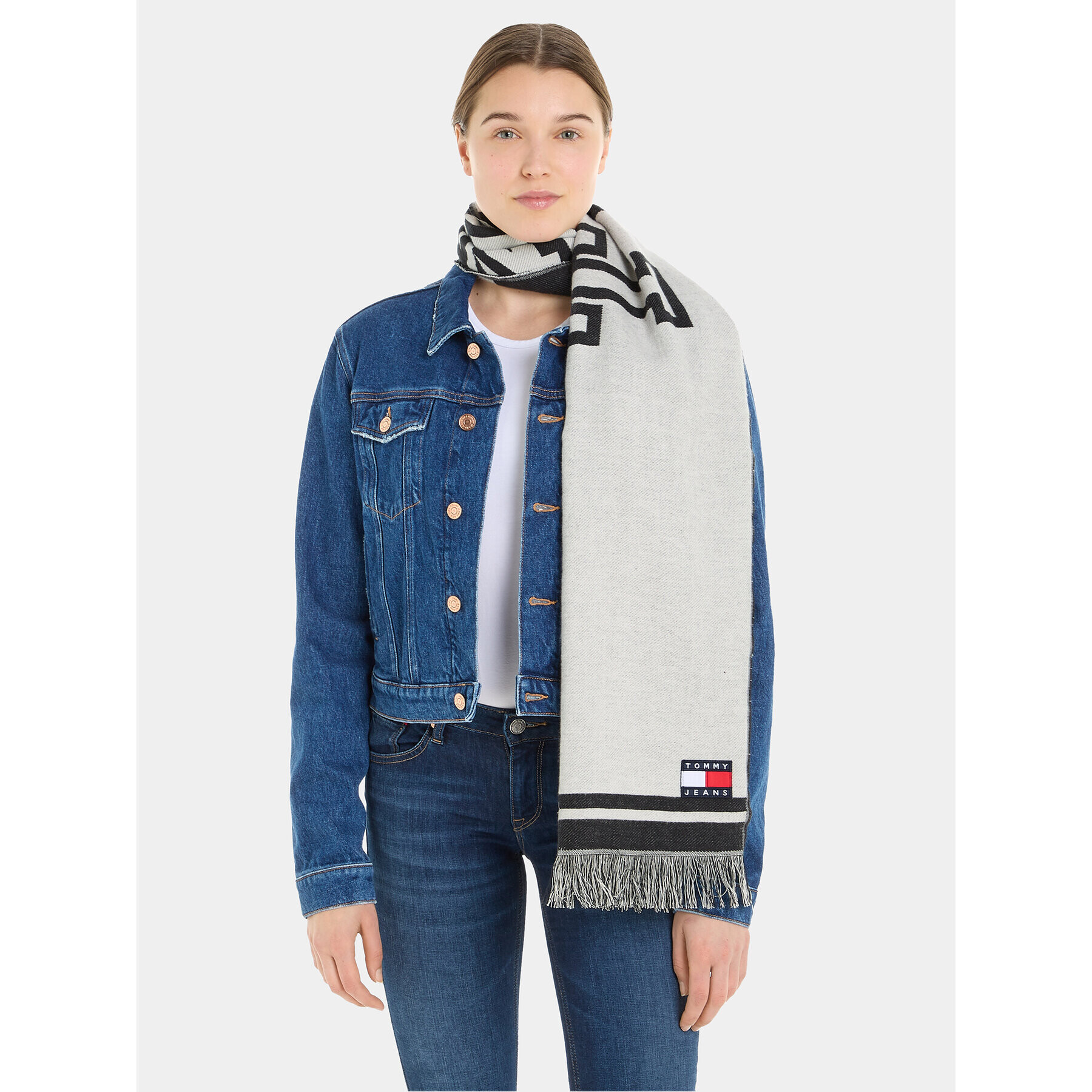 Tommy Jeans Зимен шал Tjm Heritage Oversized Scarf AM0AM11704 Черен - Pepit.bg