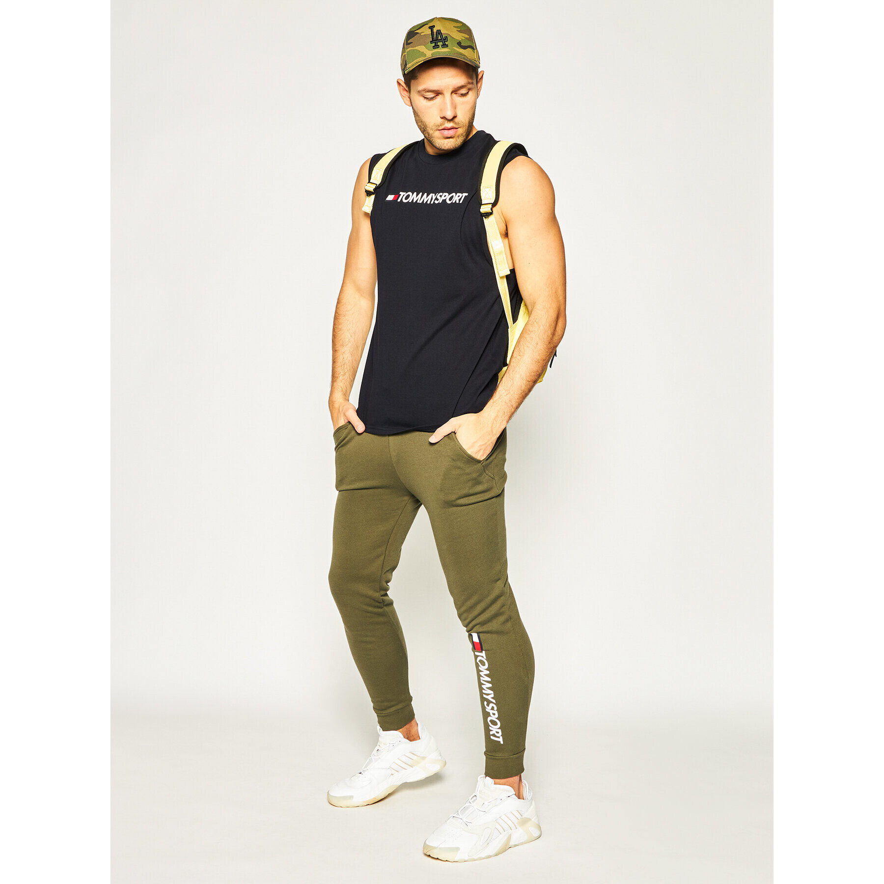 Tommy Sport Долнище анцуг Cuff Logo S20S200359 Зелен Regular Fit - Pepit.bg