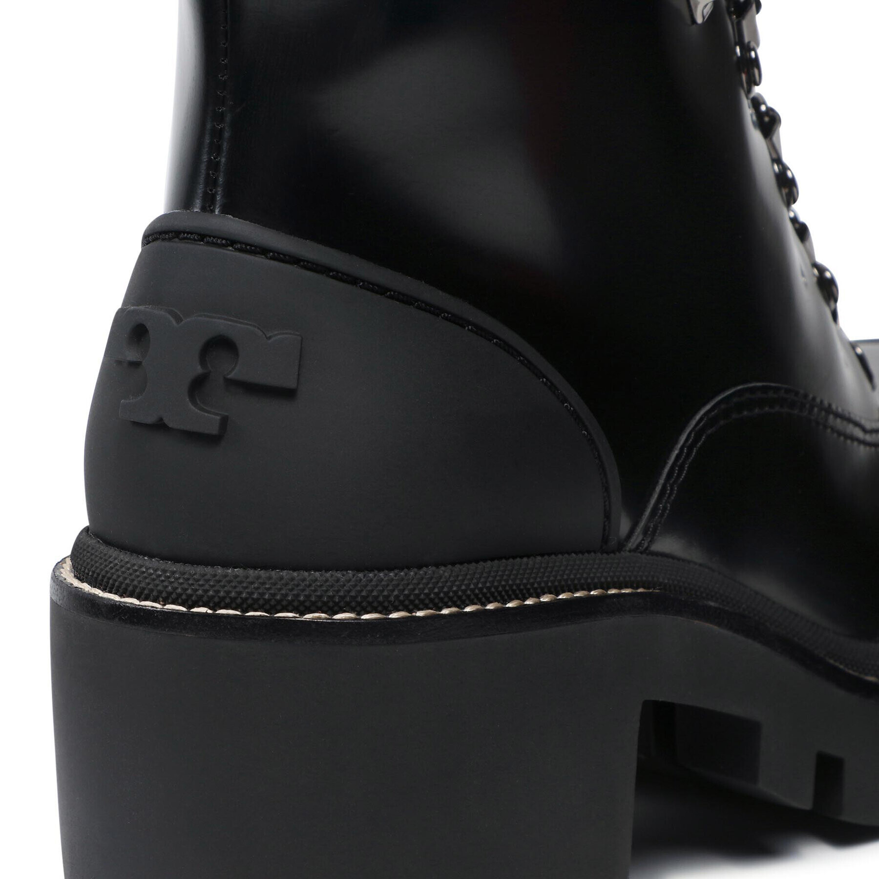 Tory Burch Боти Lug Sole Hiker Ankle Boot 85304 Черен - Pepit.bg