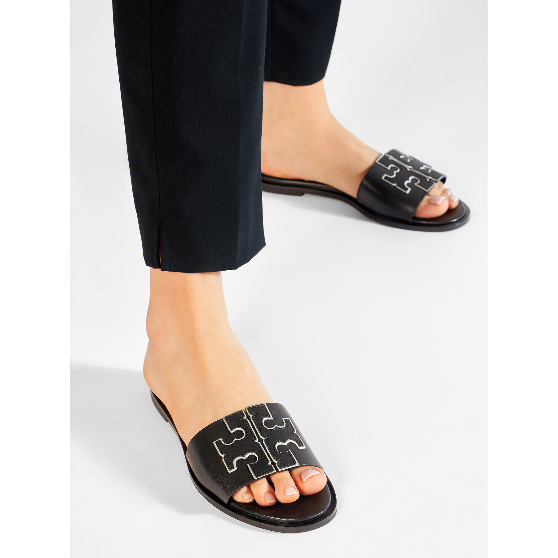 Tory Burch Чехли Ines Slide 50109 Черен - Pepit.bg