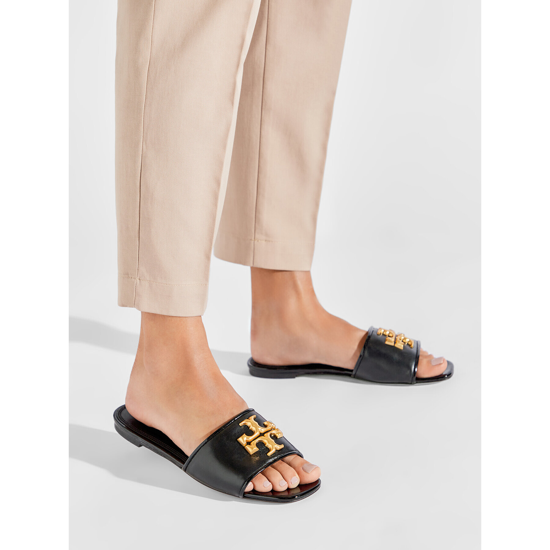 Tory Burch Чехли Eleanor Slide 88744 Черен - Pepit.bg