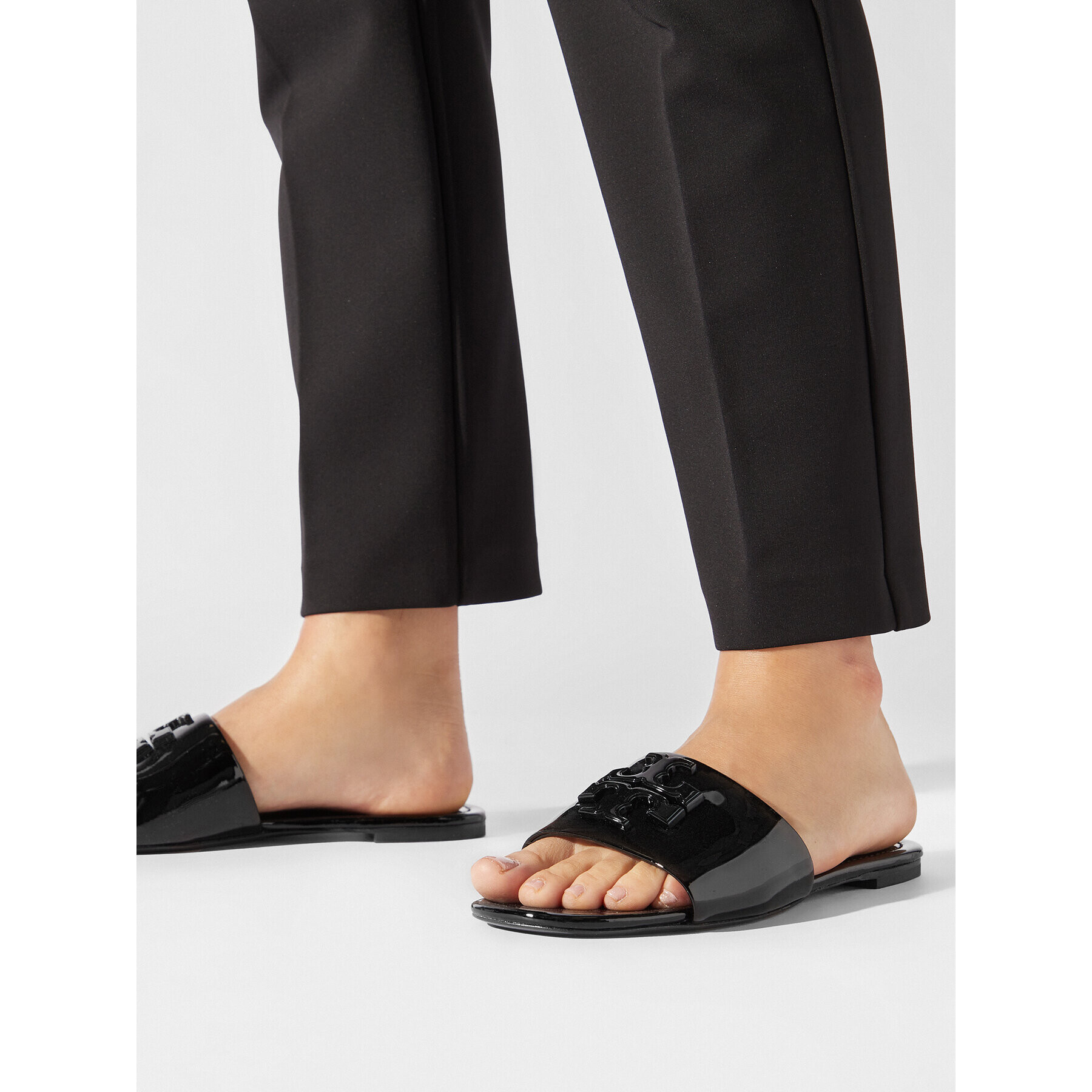 Tory Burch Чехли Eleanor Slide Patent Leather 149266 Черен - Pepit.bg