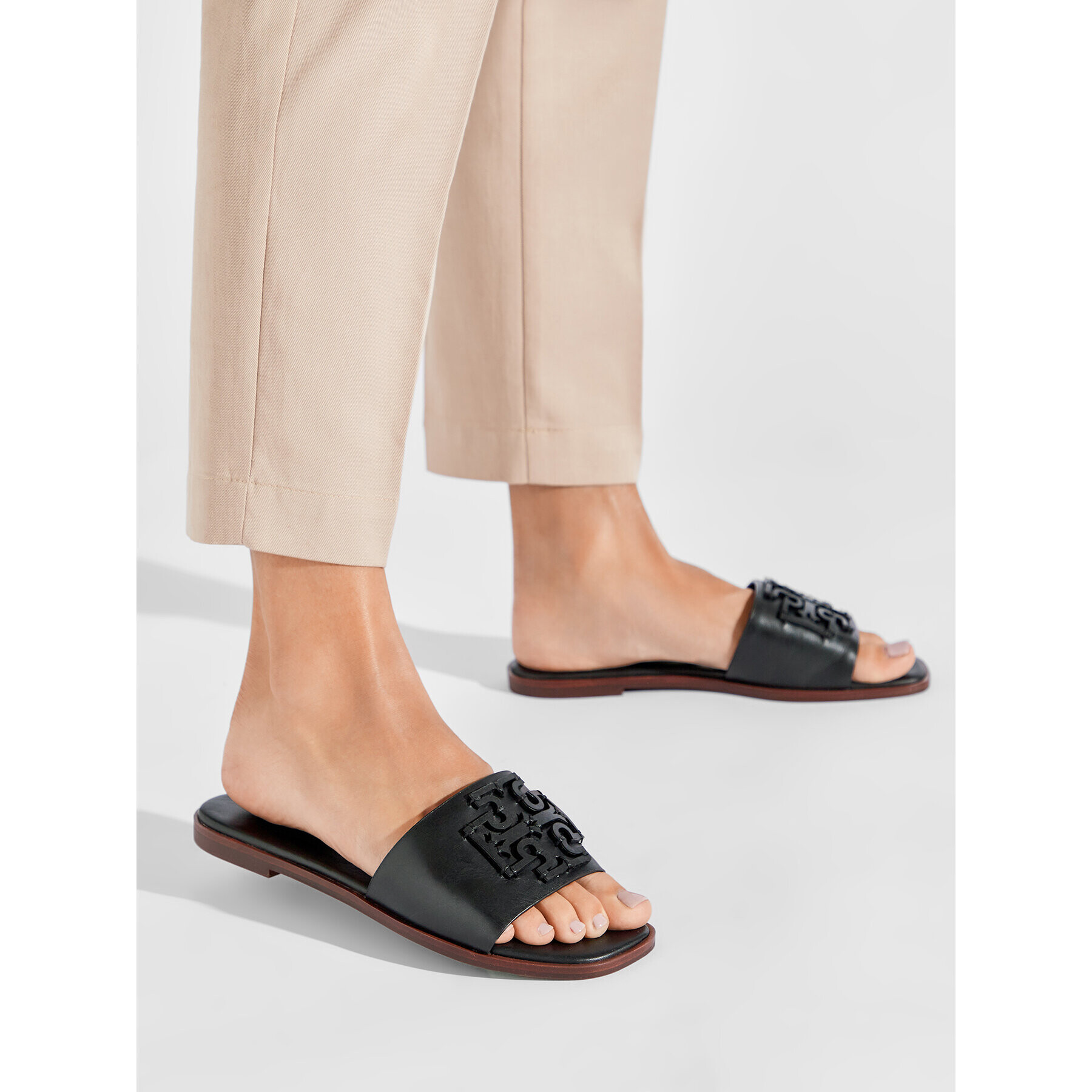 Tory Burch Чехли Ines Slide 88784 Черен - Pepit.bg