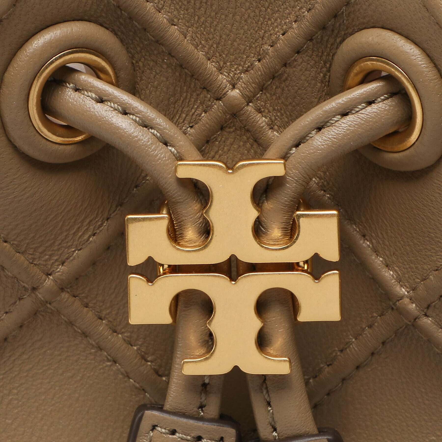 Tory Burch Дамска чанта Fleming Soft Bucket Bag 142565 Кафяв - Pepit.bg