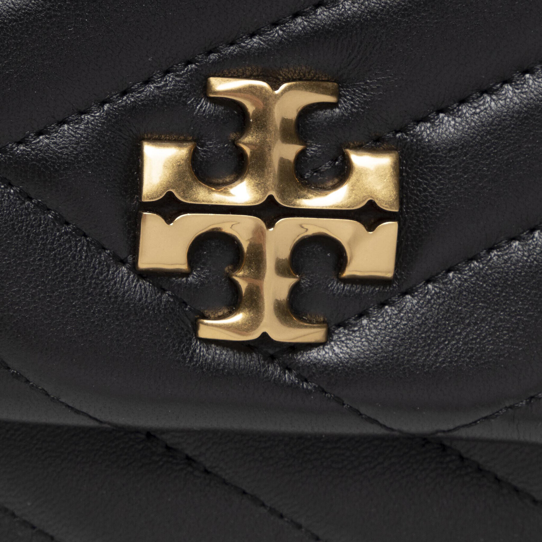 Tory Burch Дамска чанта Kira Chevron Small Convertible 90452 Черен - Pepit.bg