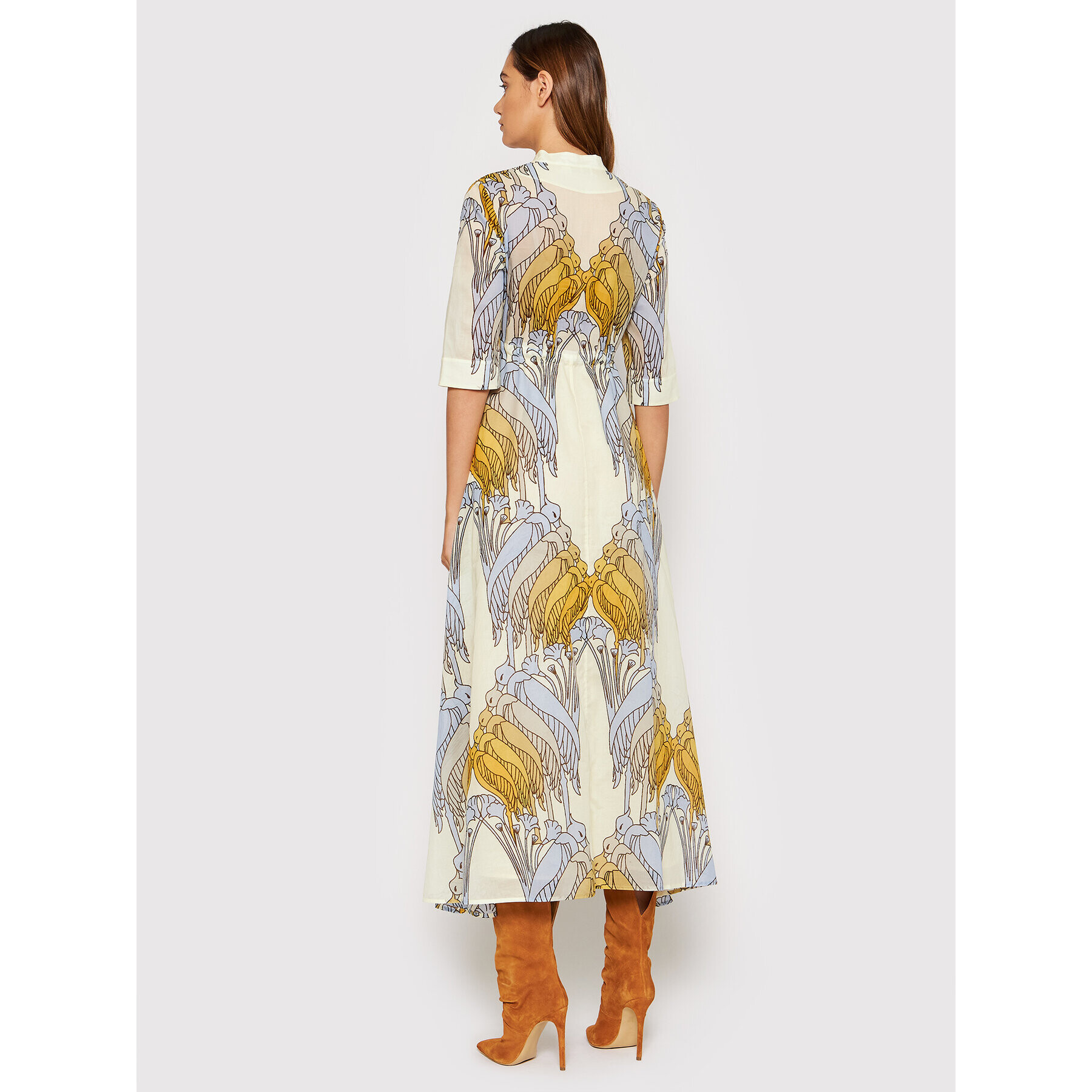 Tory Burch Ежедневна рокля Printed 83310 Бежов Relaxed Fit - Pepit.bg