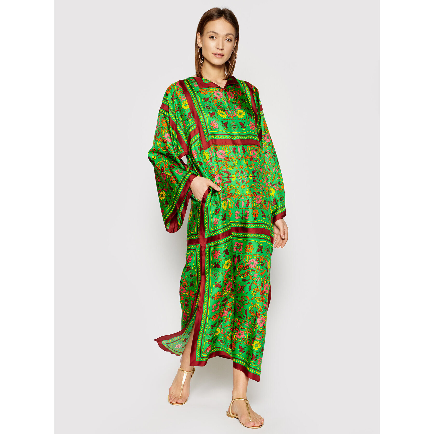 Tory Burch Плажна рокля Silk Scarf Caftan 82612 Зелен Relaxed Fit - Pepit.bg