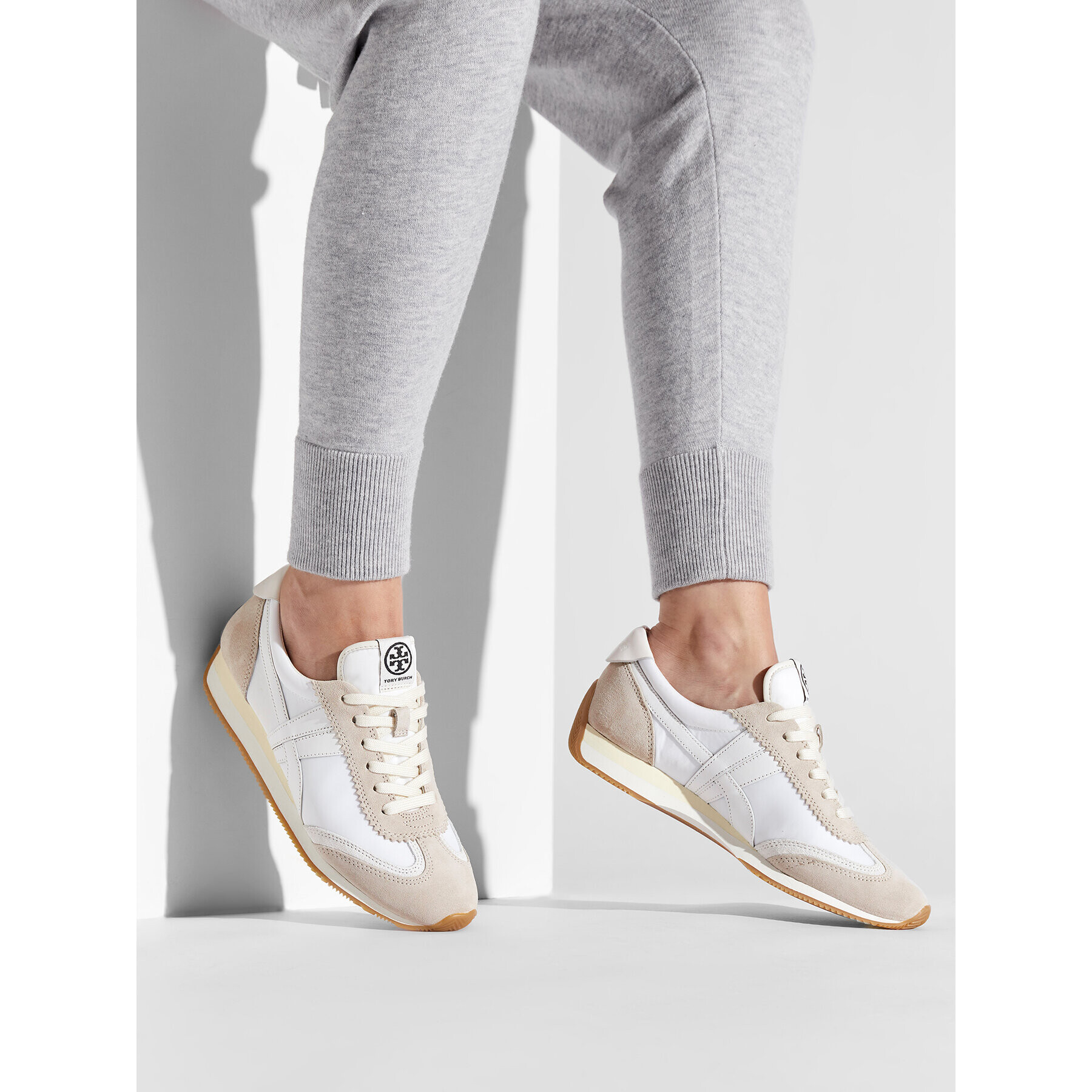 Tory Burch Сникърси Hank Sneaker 82187 Бежов - Pepit.bg
