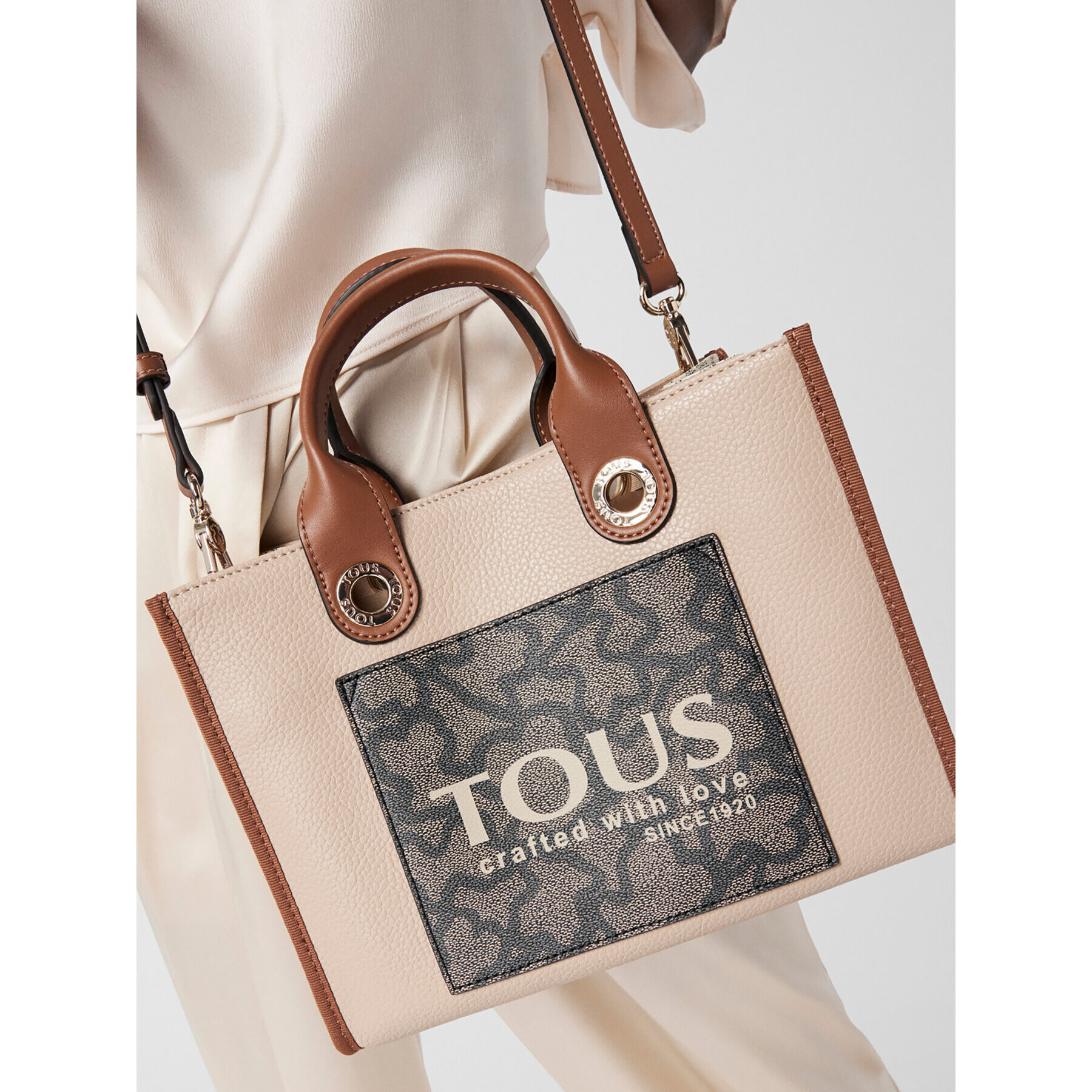 TOUS Дамска чанта Shopper M.Amaya K Icon 2001660343 Бежов - Pepit.bg