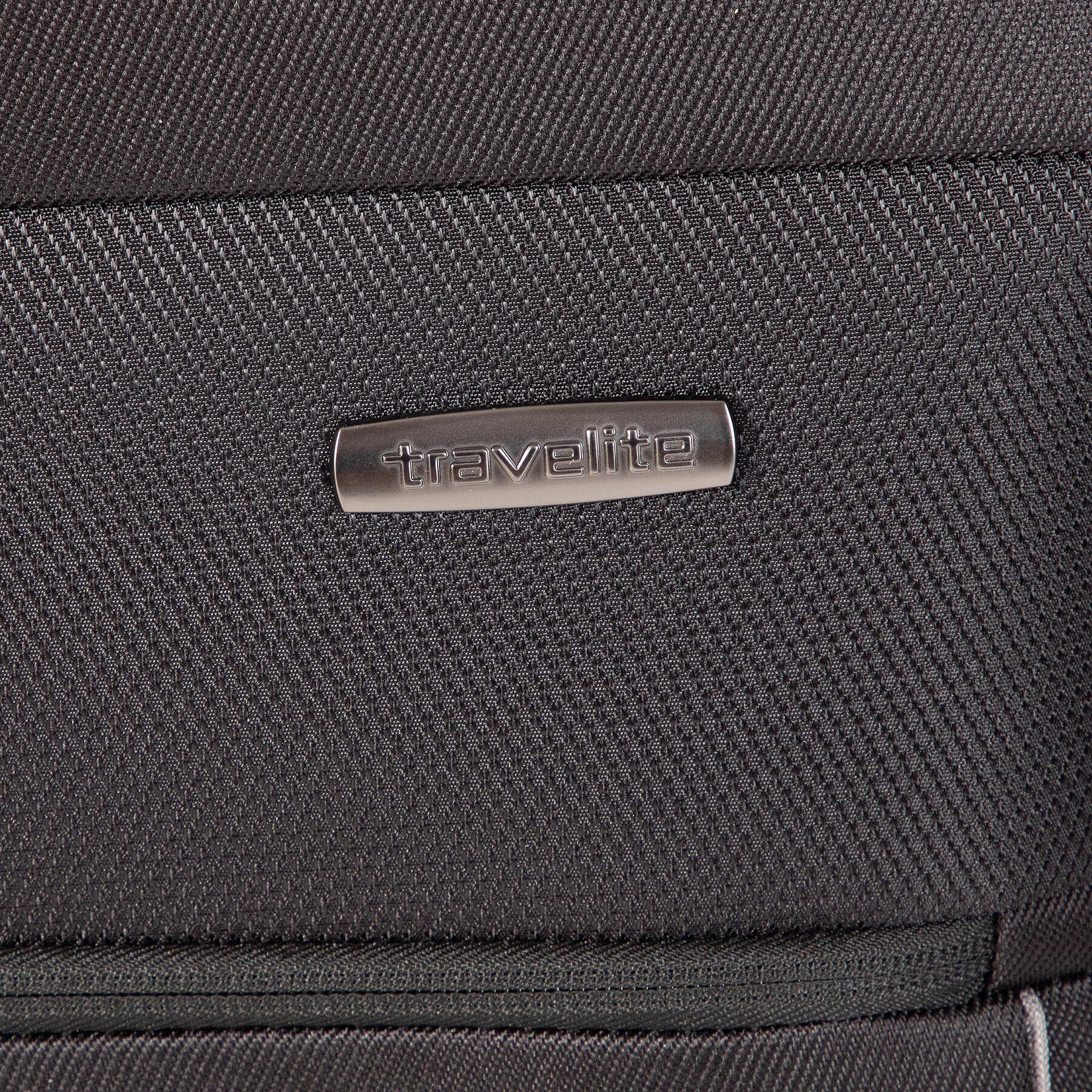 Travelite Среден текстилен куфар Capri 89808-01 Черен - Pepit.bg
