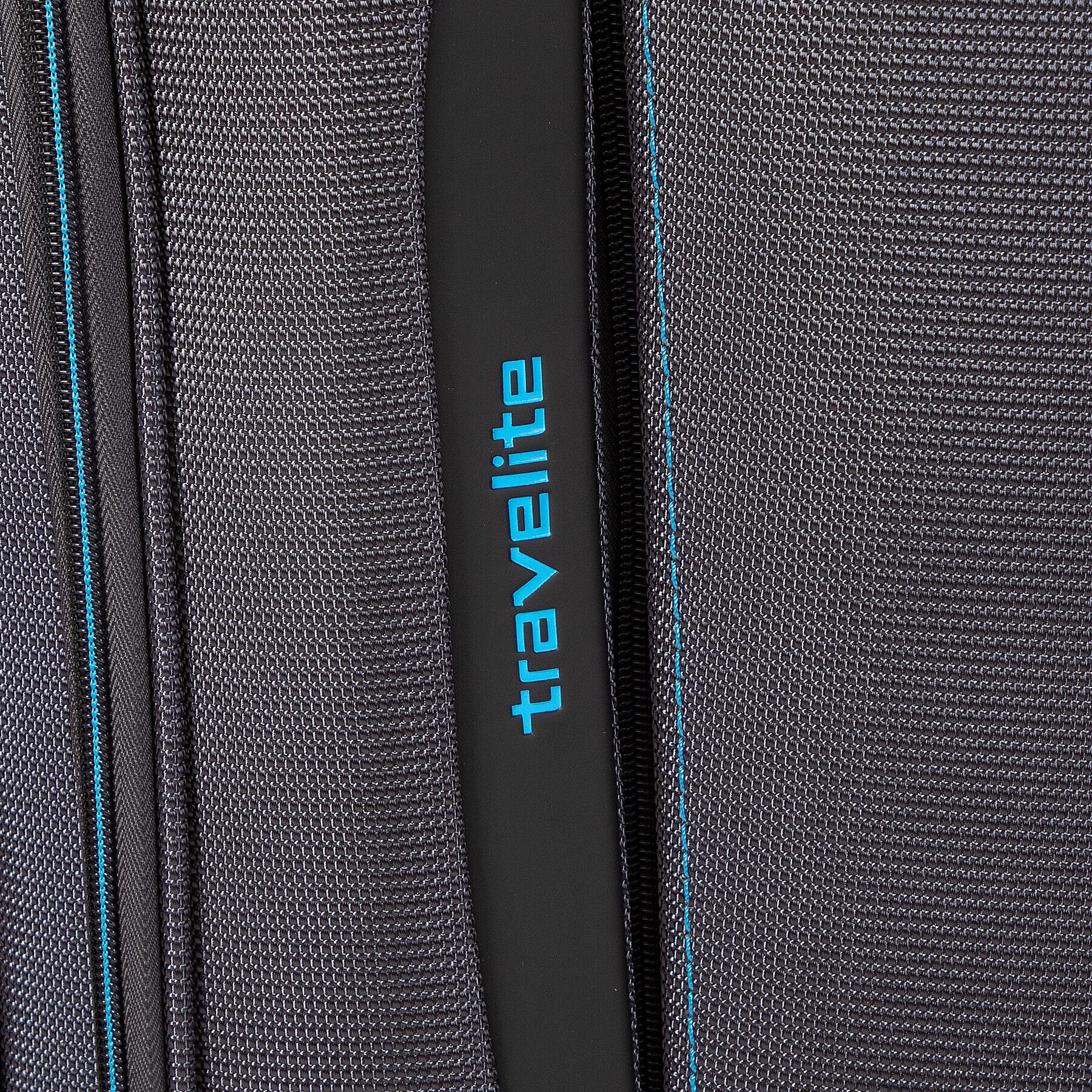 Travelite Среден текстилен куфар Crosslite 89548-04 Сив - Pepit.bg