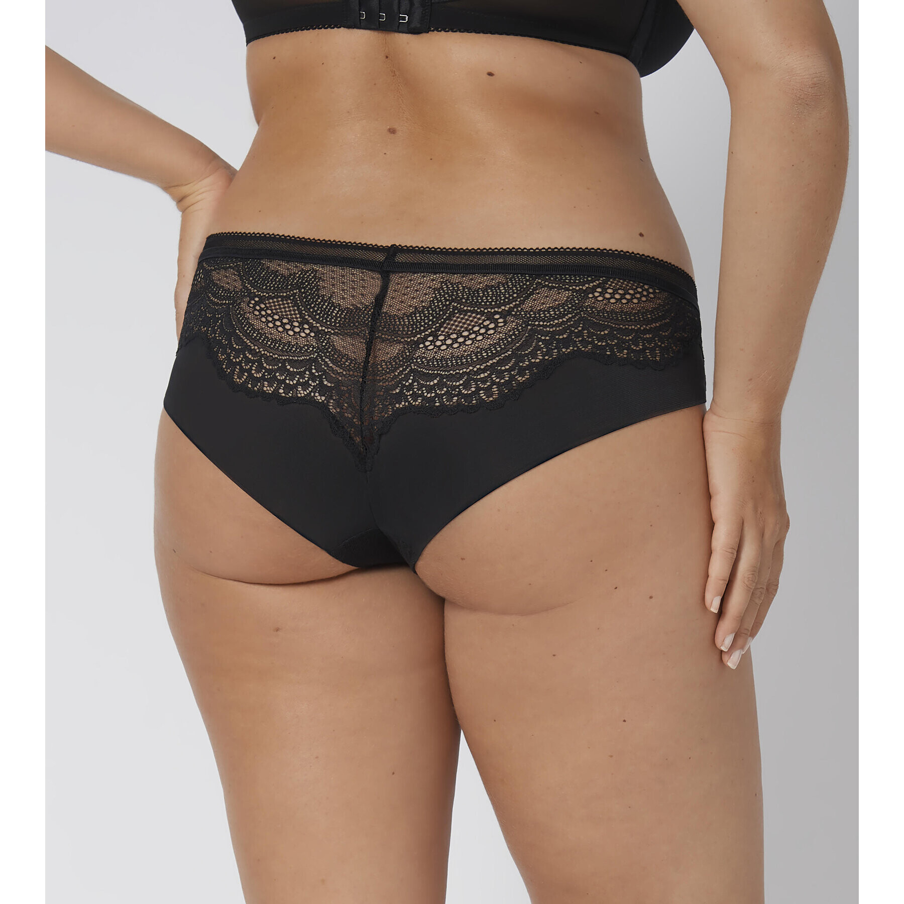 Triumph Дамски бикини тип бразилиана Darling Spotlight 10185430 Черен - Pepit.bg