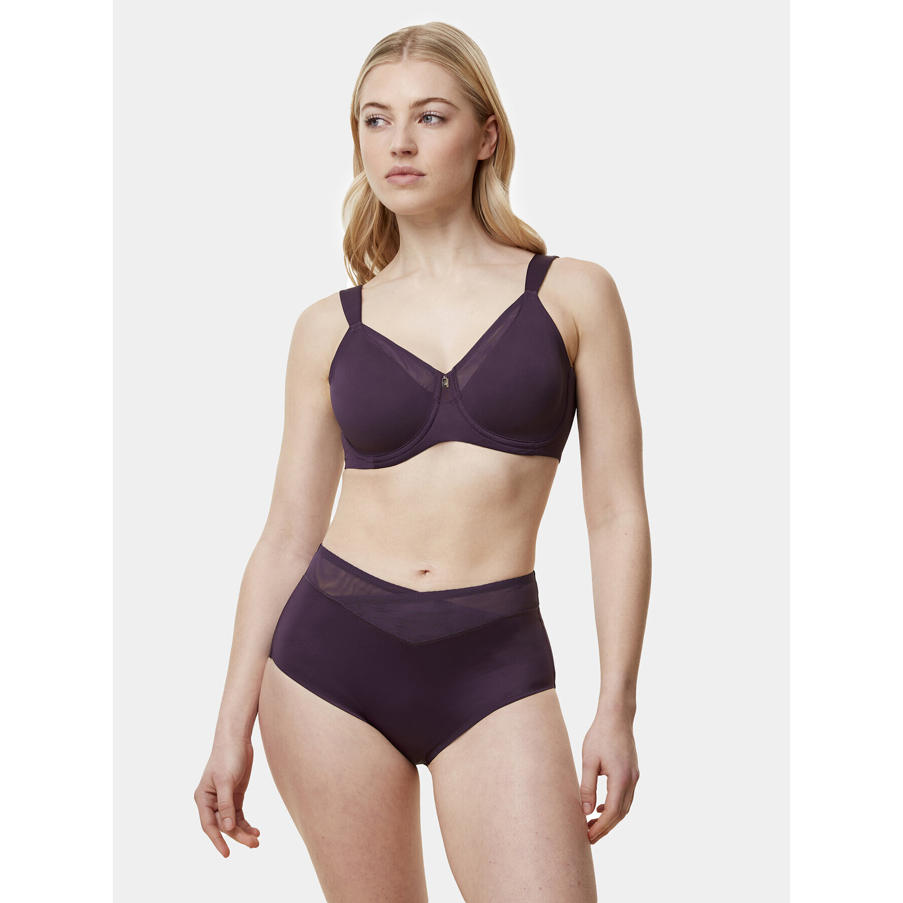 Triumph Моделиращо бельо долна част True Shape Sensation Maxi 10162228 Виолетов - Pepit.bg