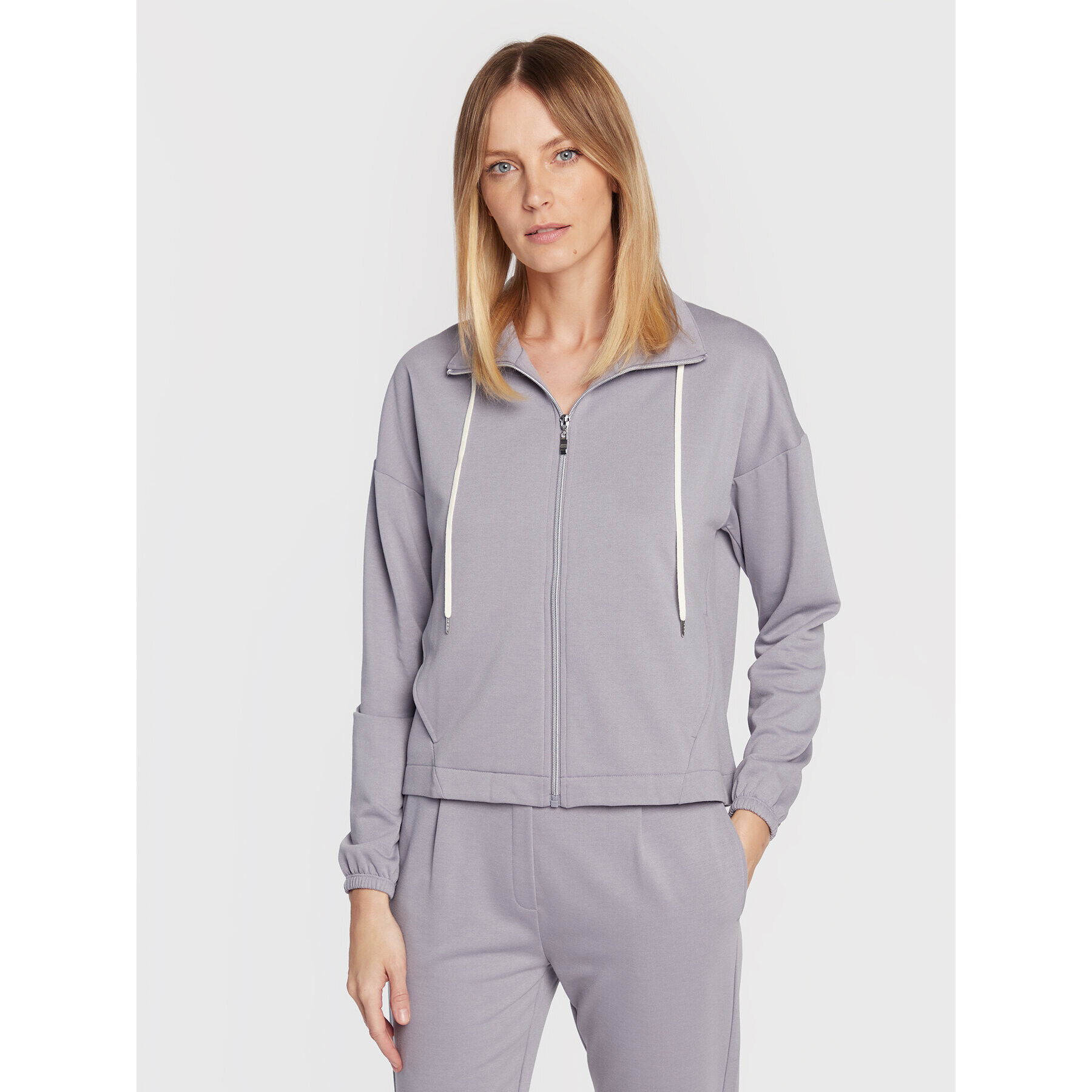 Triumph Суитшърт Thermal 10213446 Сив Regular Fit - Pepit.bg