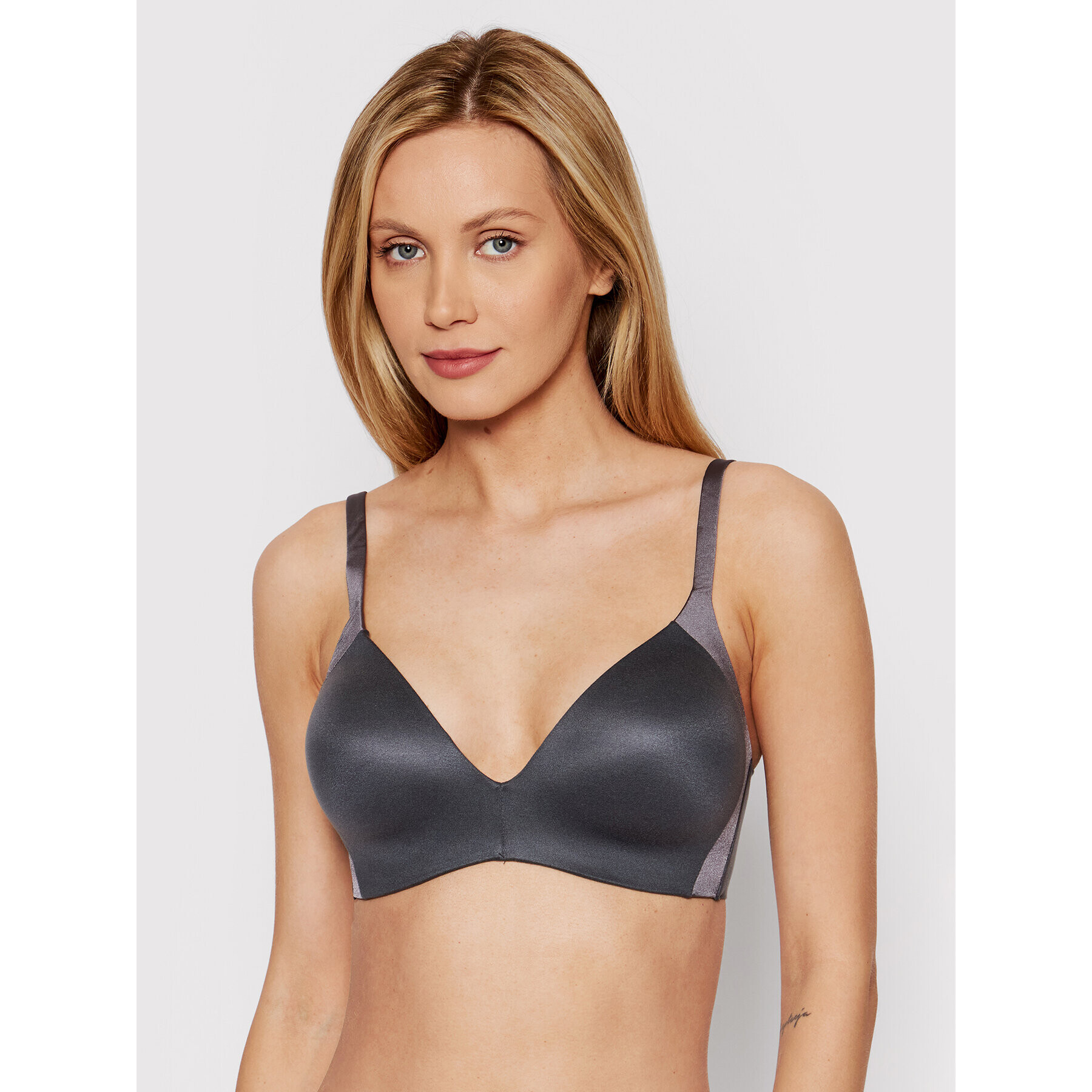 Triumph Сутиен без банели Body Make-Up Soft Touch 10193526 Сив - Pepit.bg