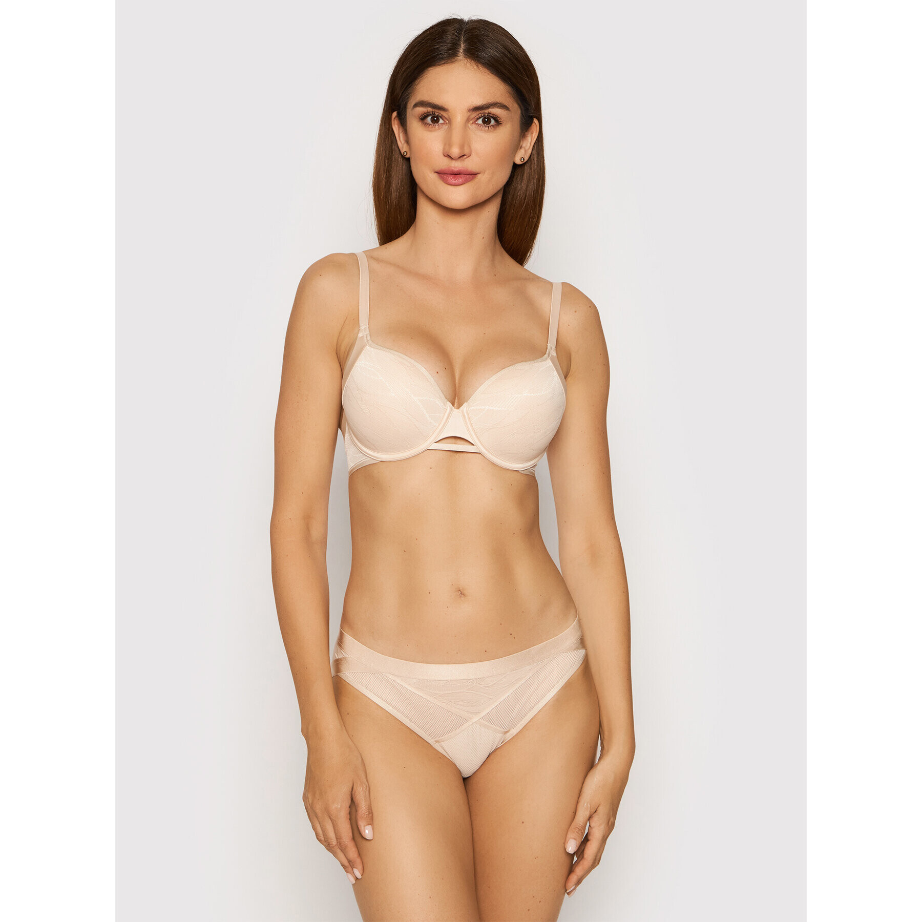 Triumph Сутиен с банели Airy Sensation 10167696 Бежов - Pepit.bg