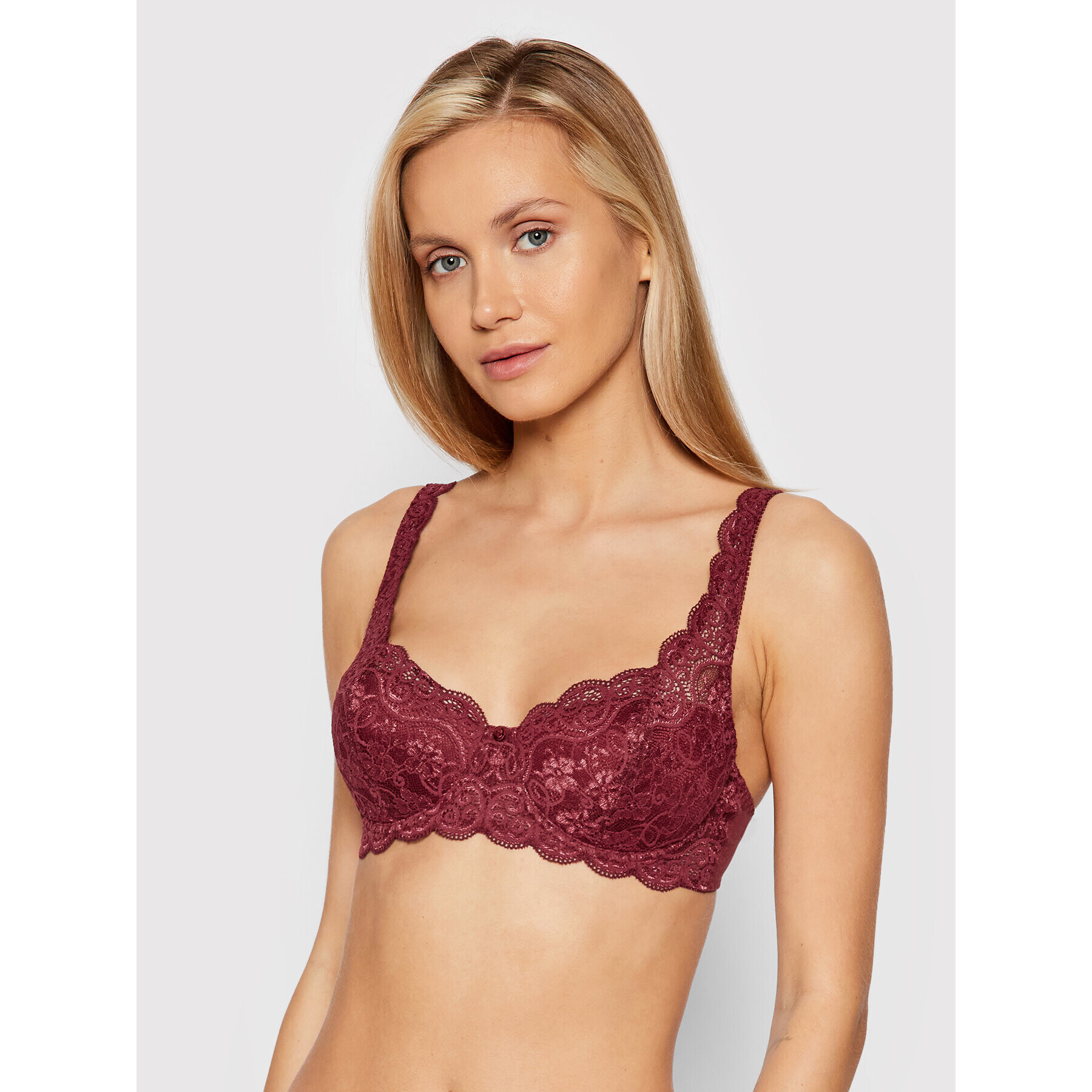 Triumph Сутиен с банели Amourette 300 10166798 Бордо - Pepit.bg
