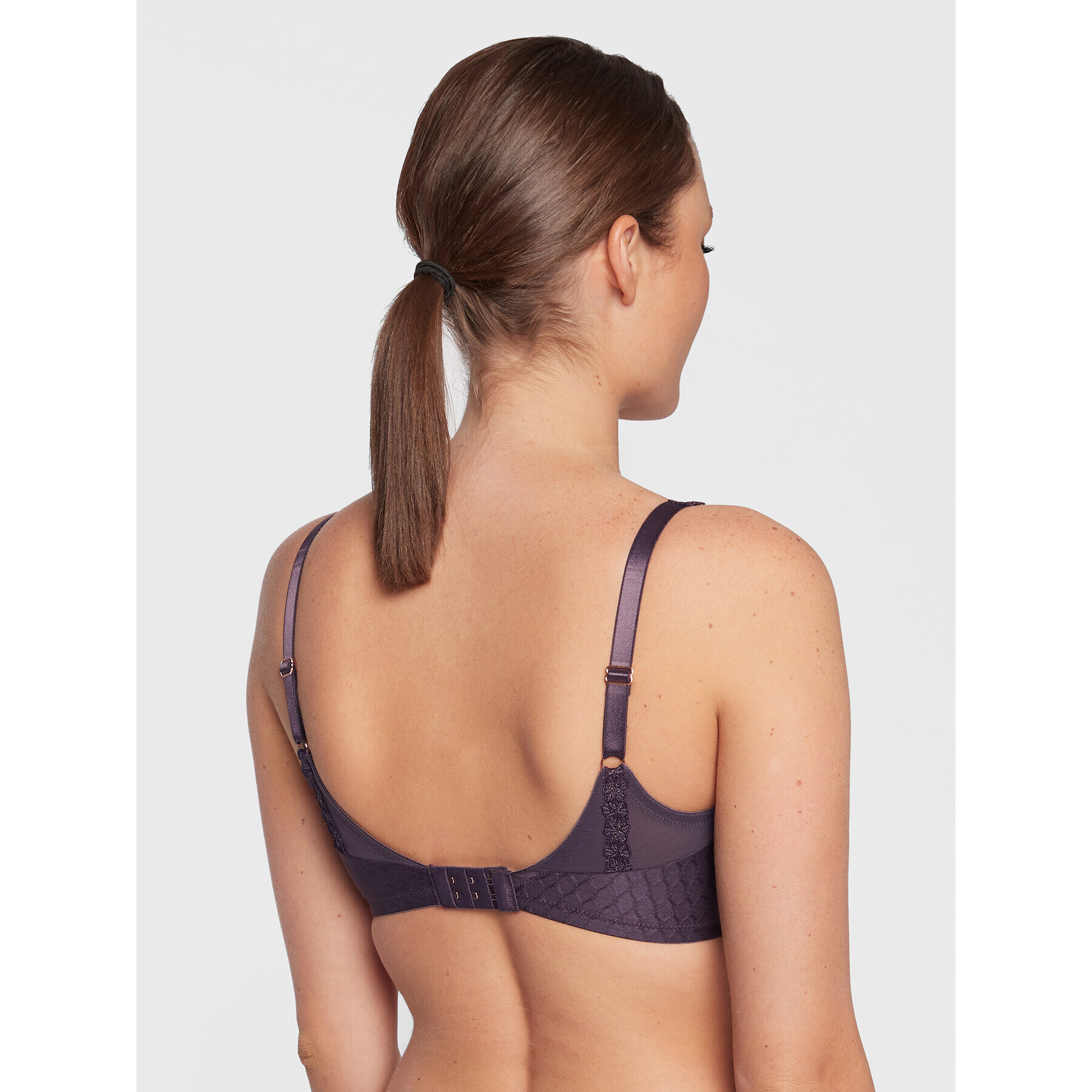 Triumph Сутиен с банели Azalea 10185400 Виолетов - Pepit.bg