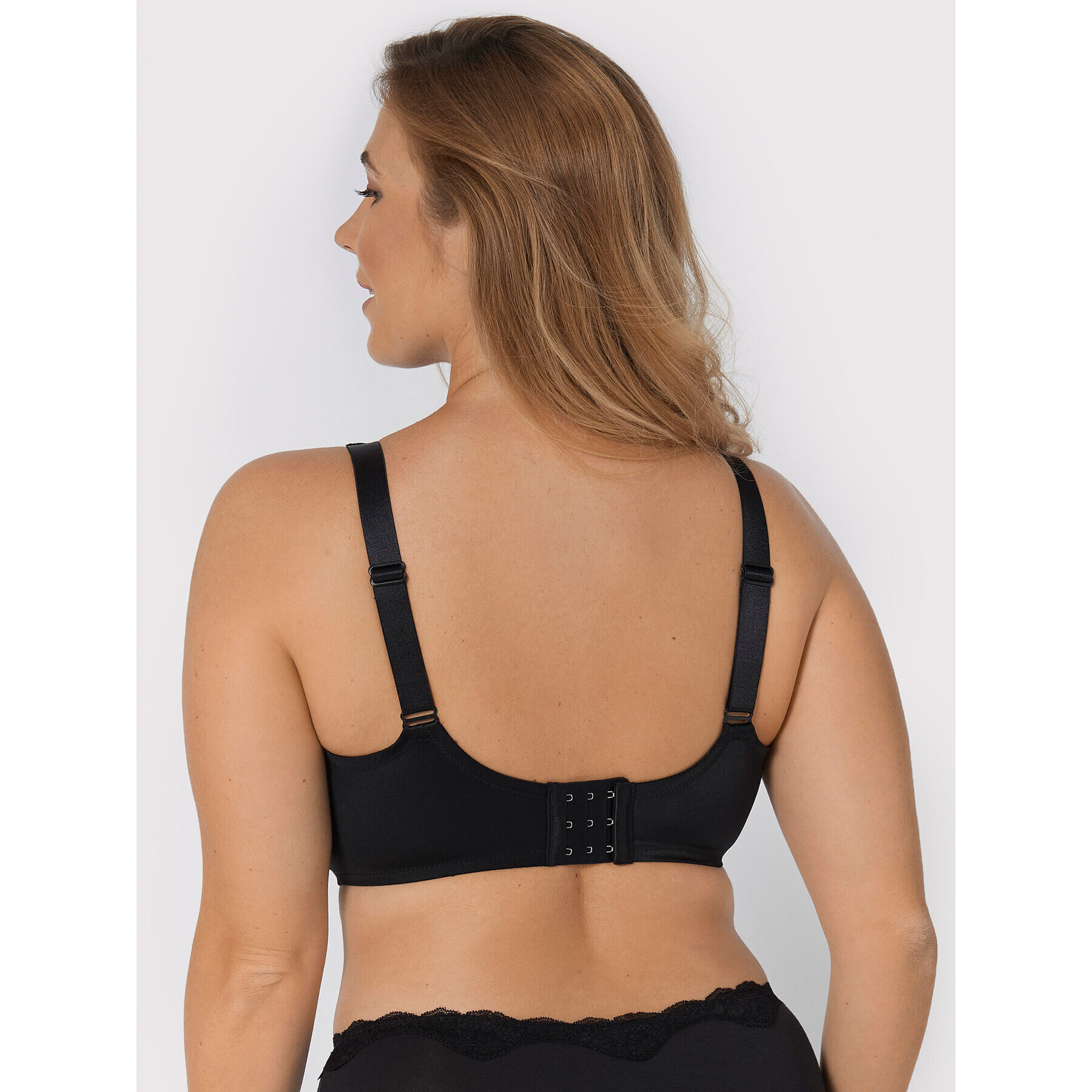 Triumph Сутиен с банели Contouring Sensation 10143566 Черен - Pepit.bg