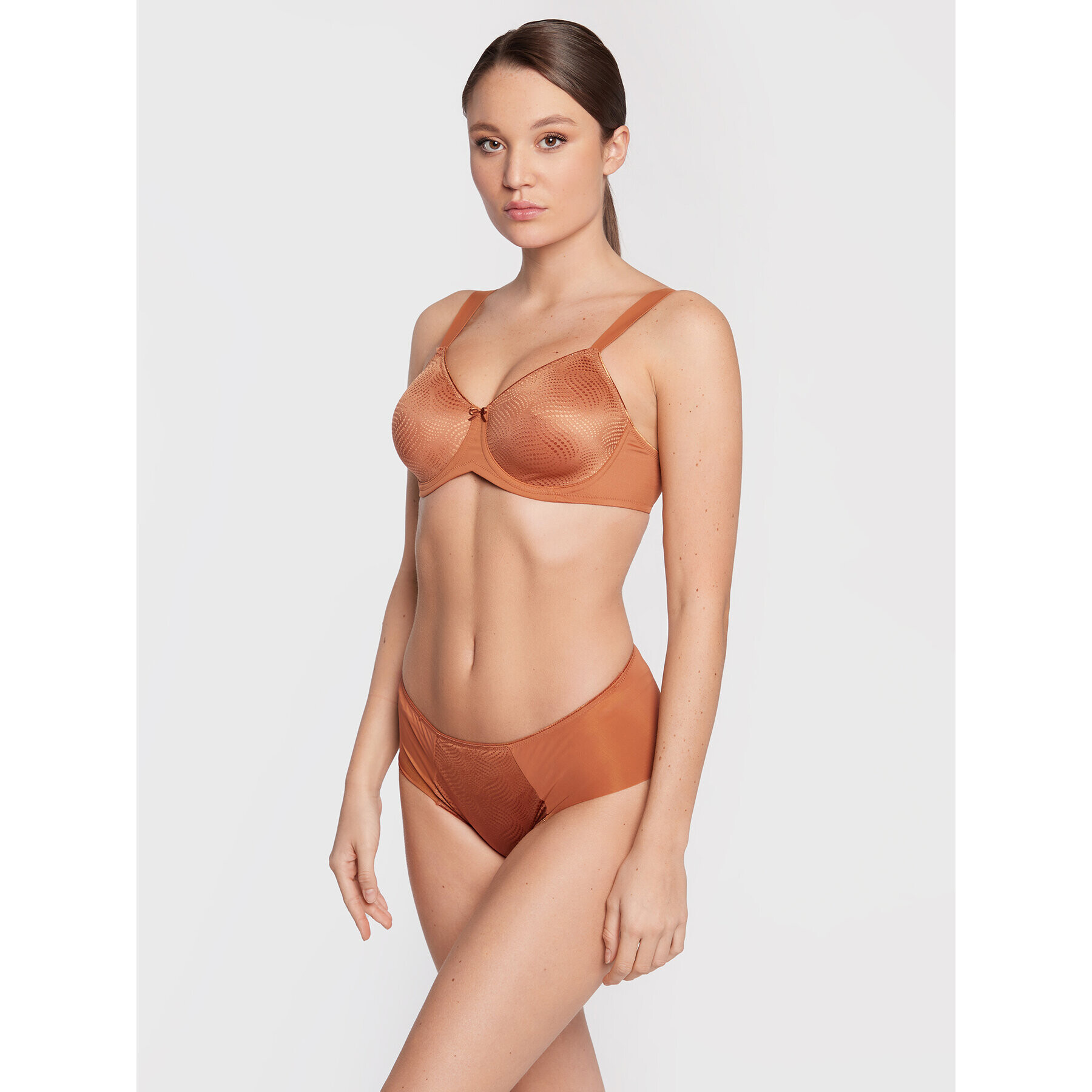 Triumph Сутиен с банели Essential Minimizer 10166830 Кафяв - Pepit.bg