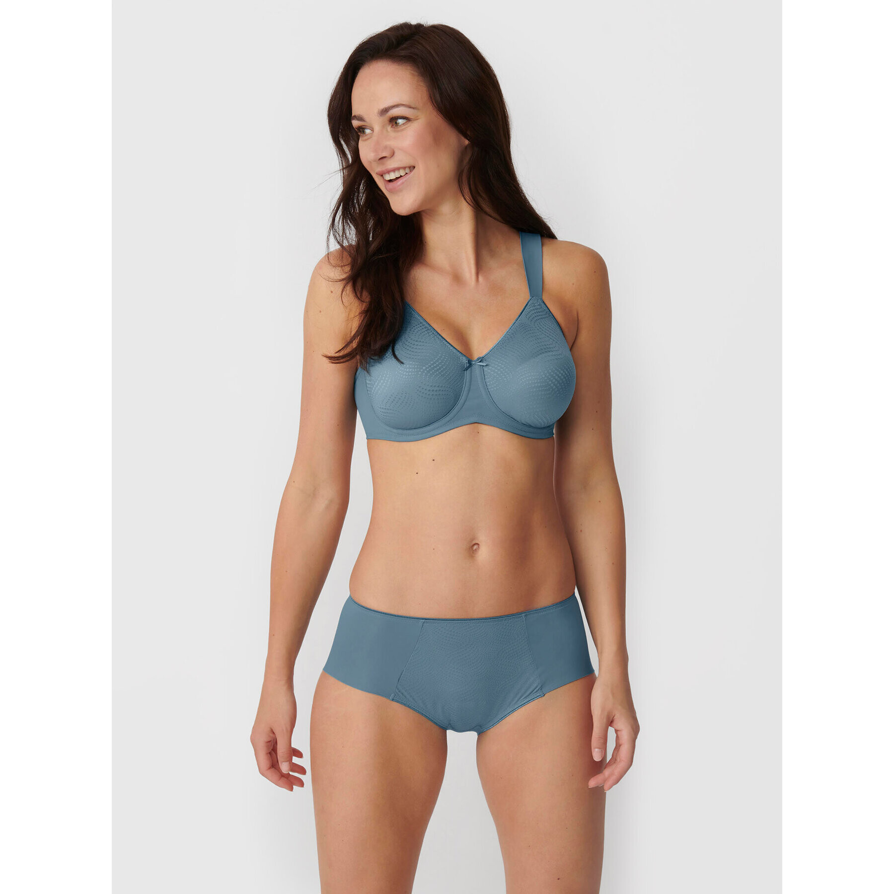 Triumph Сутиен с банели Essential Minimizer 10166830 Тъмносин - Pepit.bg