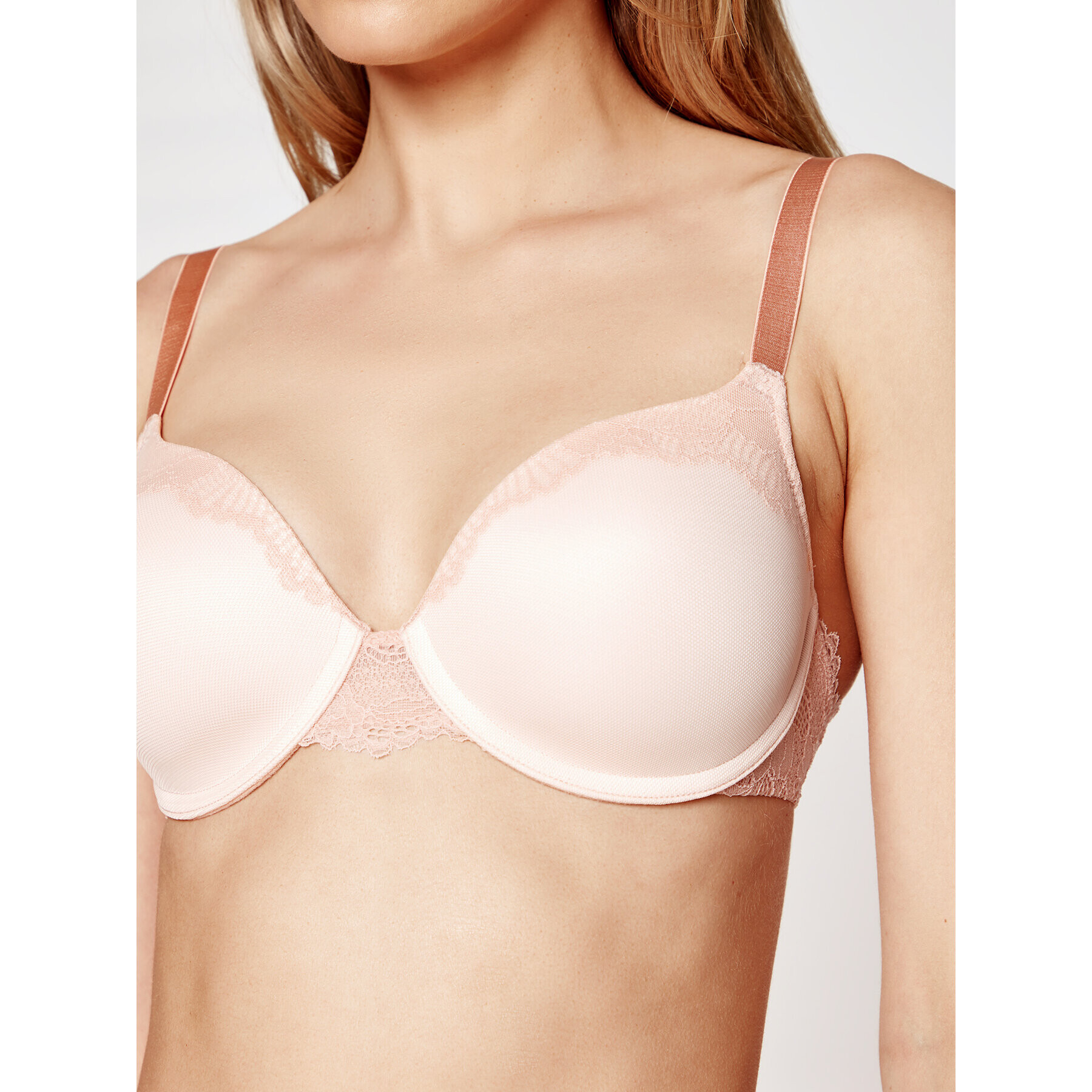 Triumph Сутиен с банели Lace Spotlight 10193916 Розов - Pepit.bg
