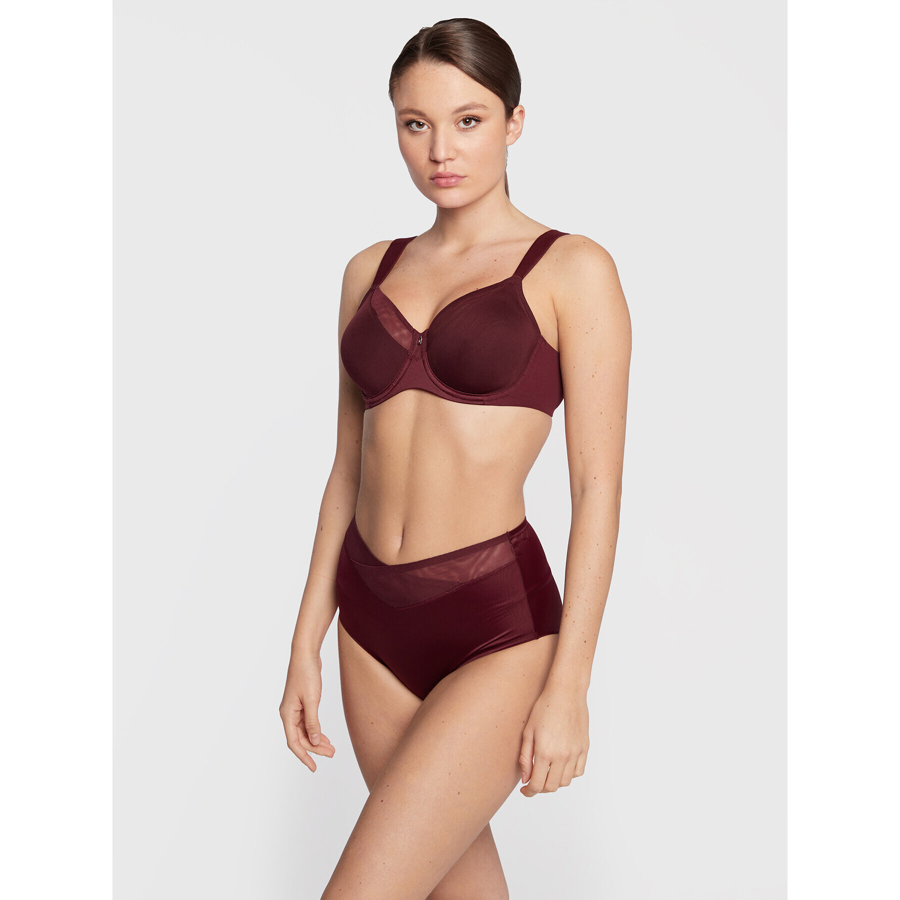 Triumph Сутиен с банели True Shape Sensation 10186010 Бордо - Pepit.bg