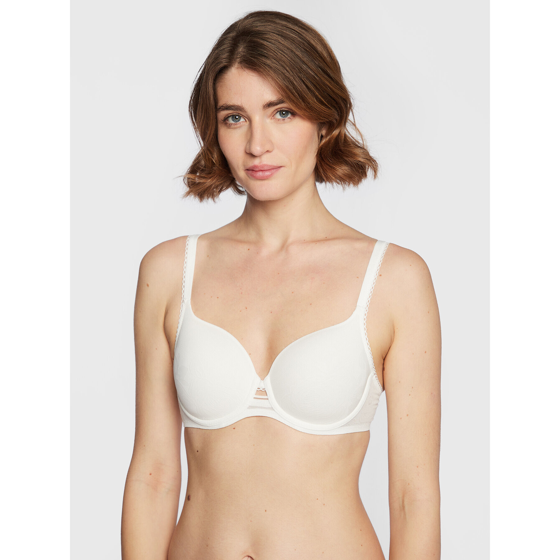 Triumph Сутиен с банели Wild Rose Sensation 10205990 Бял - Pepit.bg