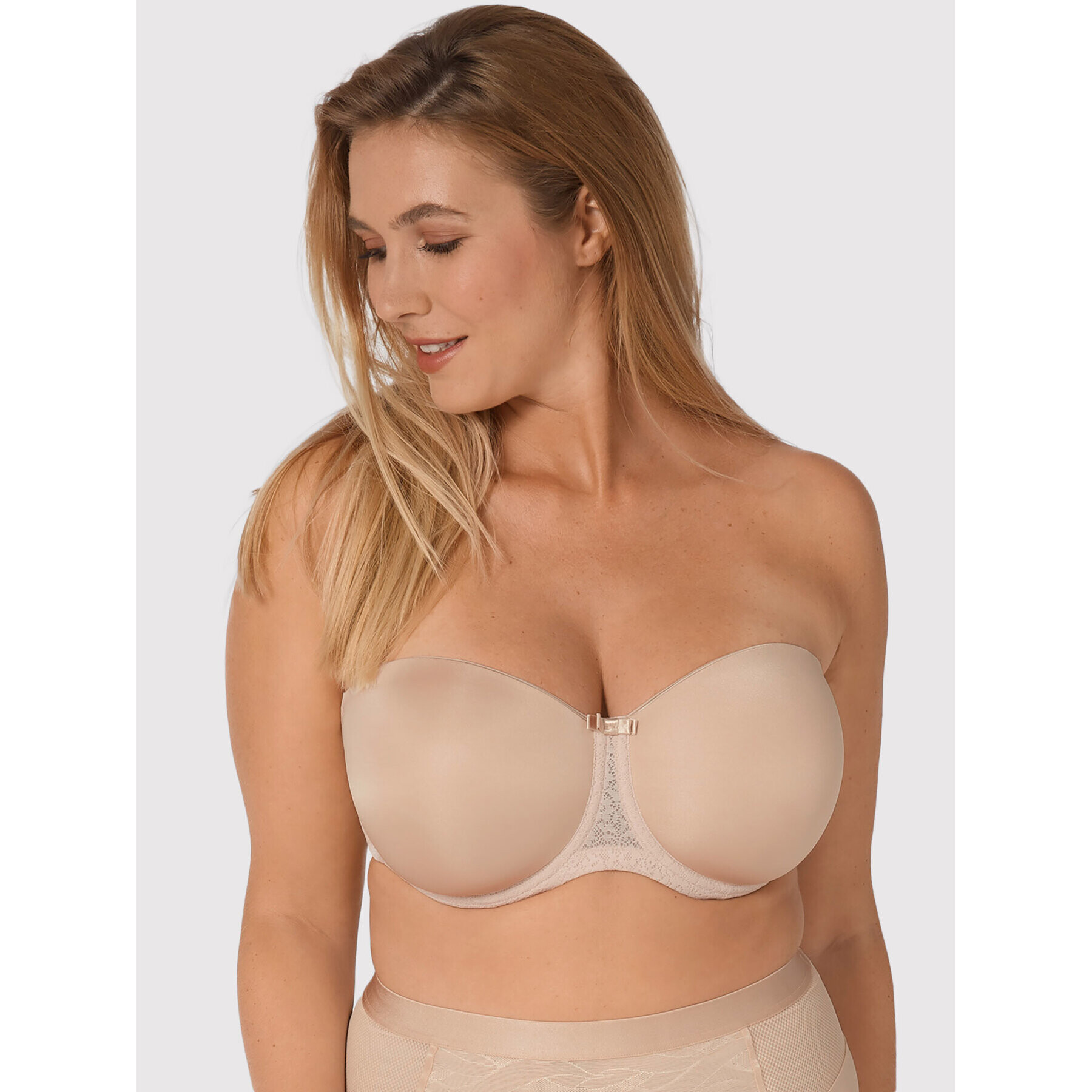 Triumph Сутиен тип Бардо Beauty-Full Essential 10167794 Бежов - Pepit.bg