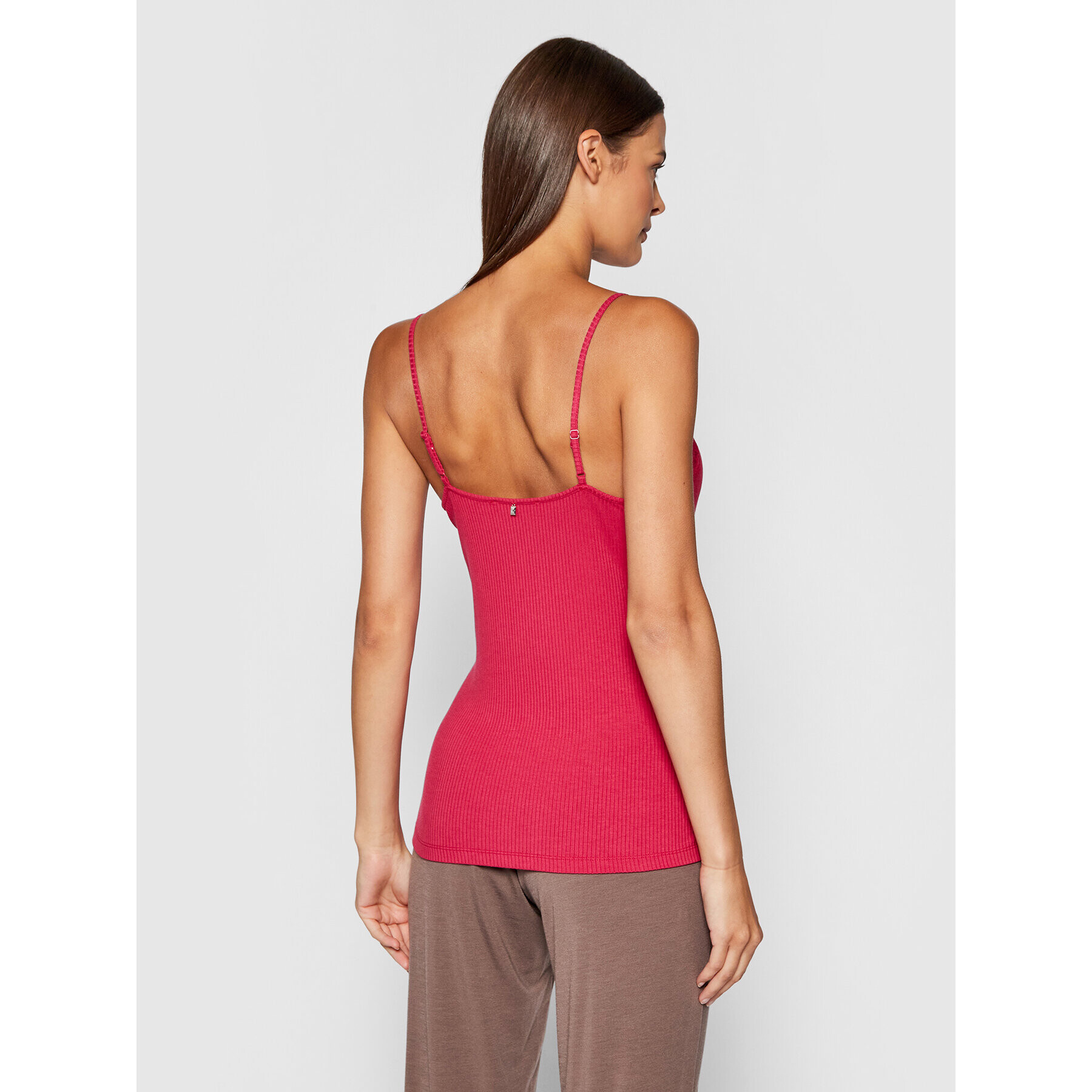 Triumph топ Climate Control Camisole 10207511 Червен Regular Fit - Pepit.bg