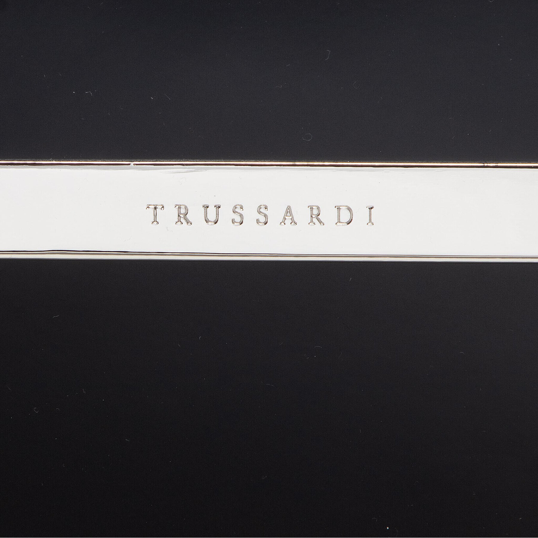 Trussardi Дамска чанта 75B01383 Черен - Pepit.bg