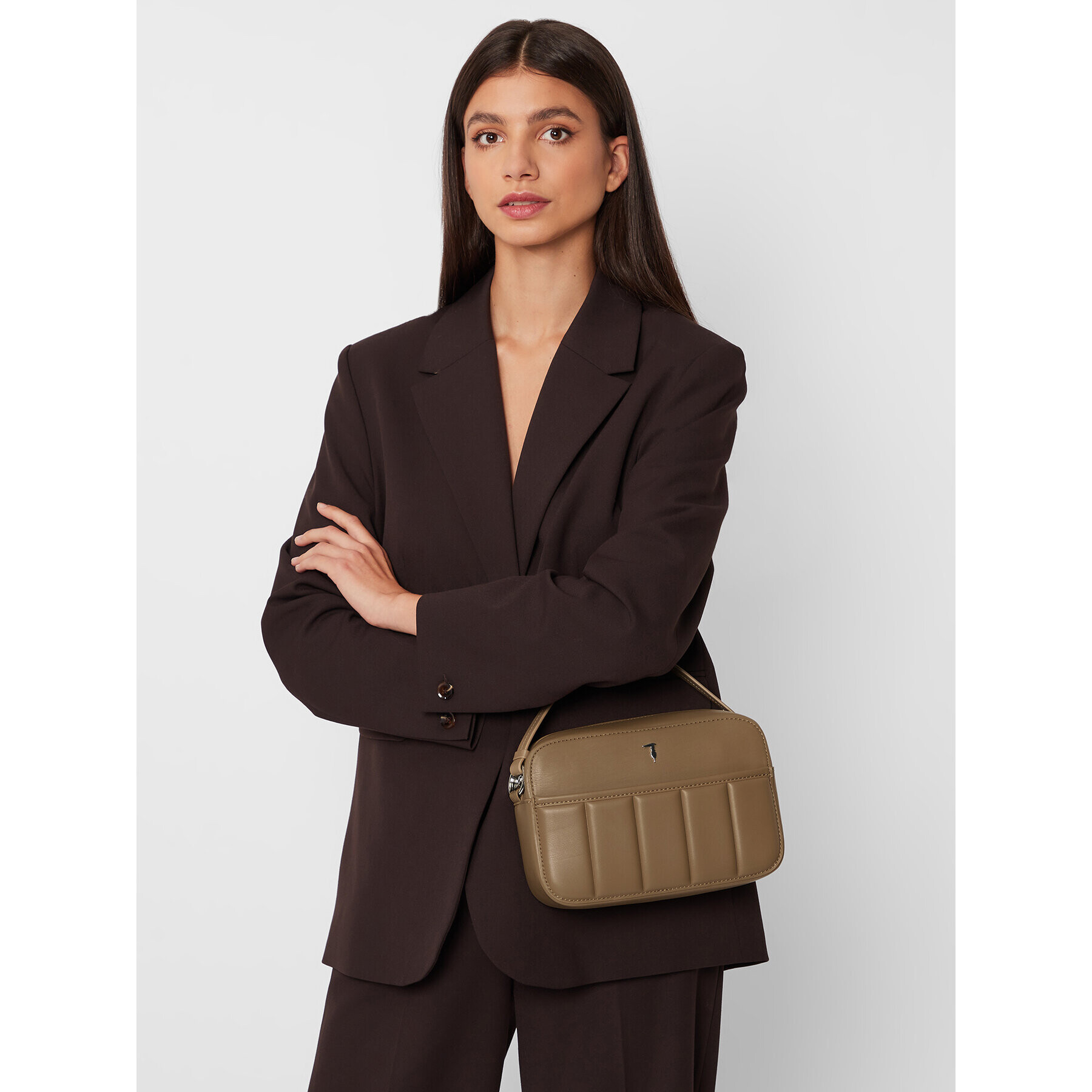 Trussardi Дамска чанта Dune Camera Bag 75B01376 Зелен - Pepit.bg