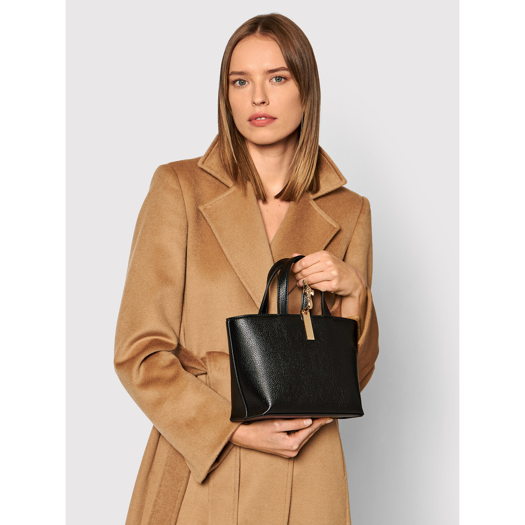 Trussardi Дамска чанта Emma Shopper Sm 75B01143 Черен - Pepit.bg