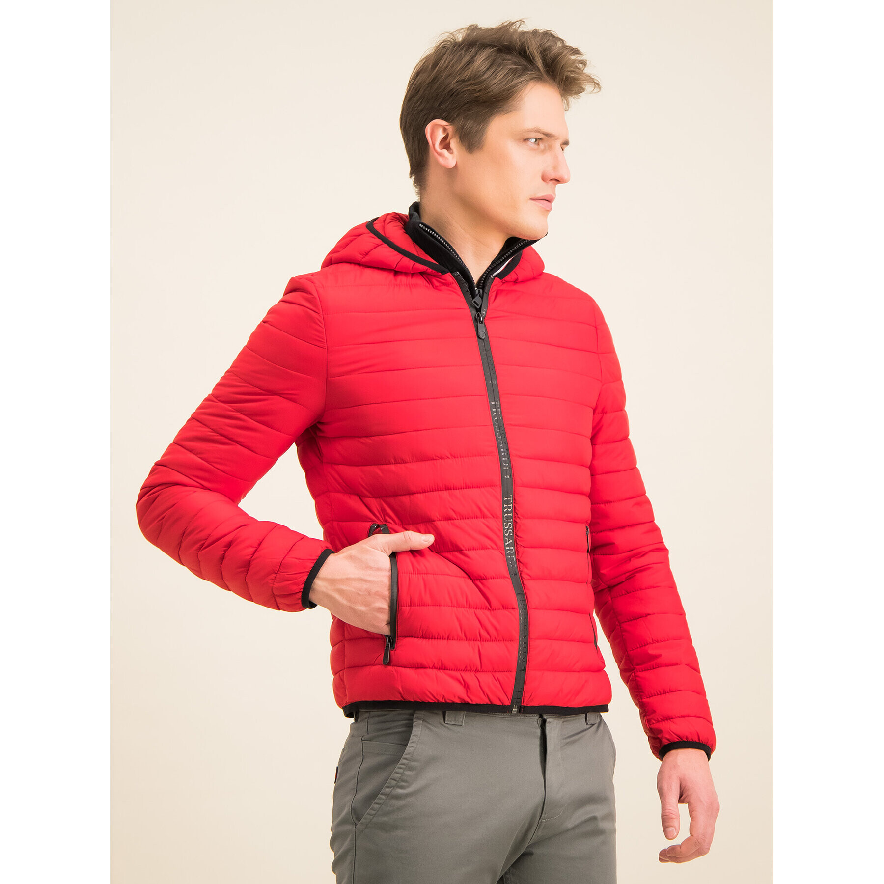 Trussardi Пухено яке Lacquer 52S00393 Червен Regular Fit - Pepit.bg