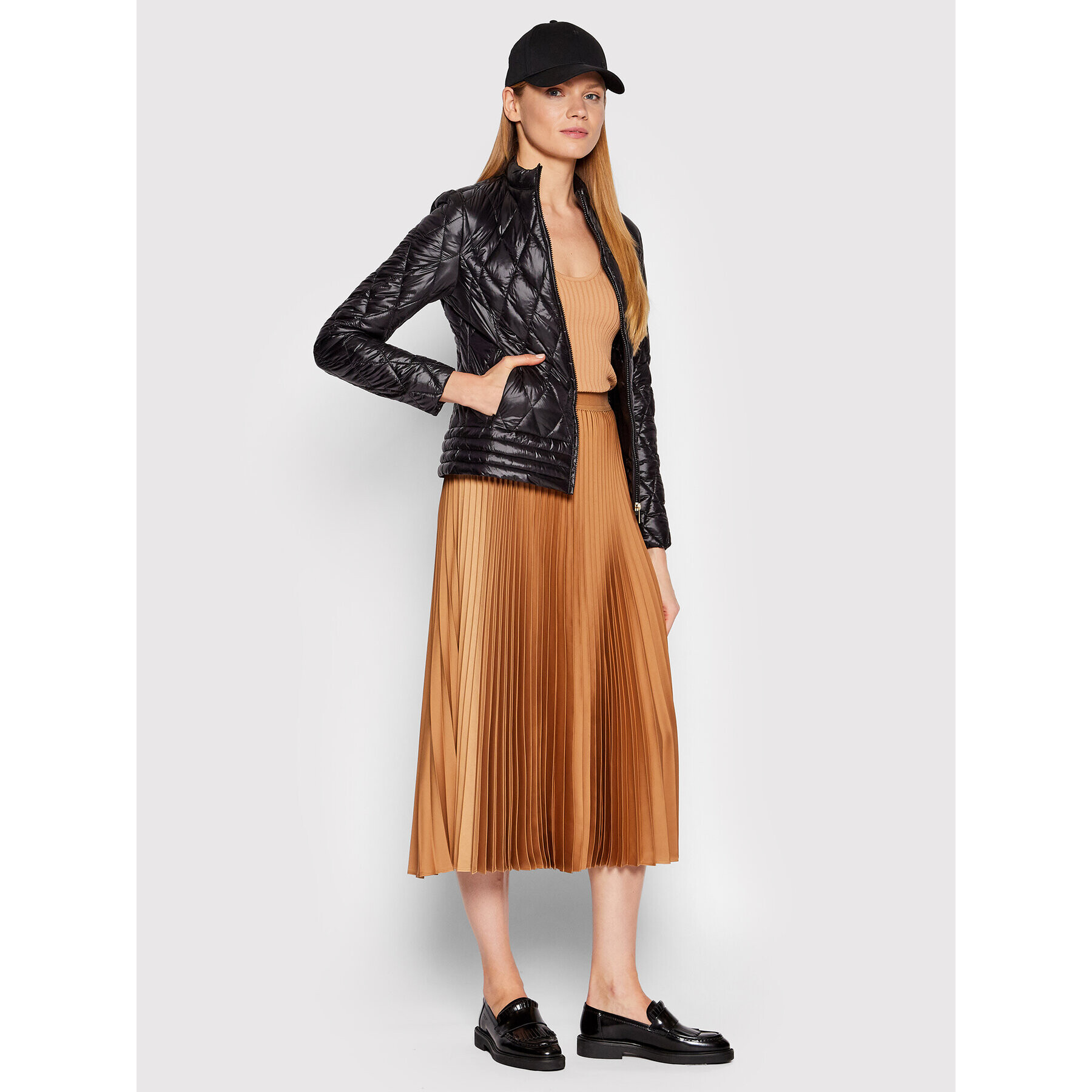 Trussardi Пухено яке 56S00760 Черен Regular Fit - Pepit.bg