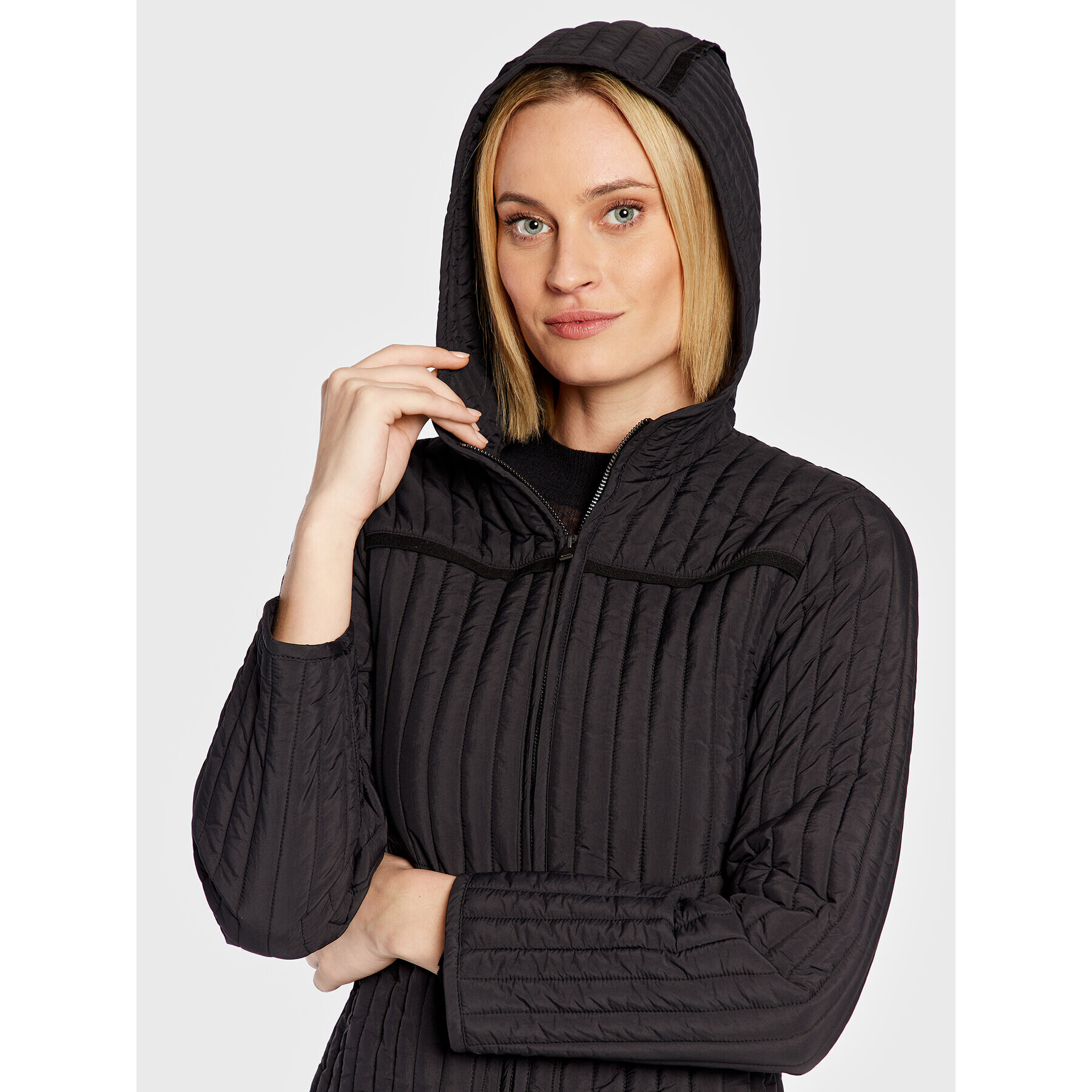Trussardi Пухено яке 56S00786 Черен Regular Fit - Pepit.bg