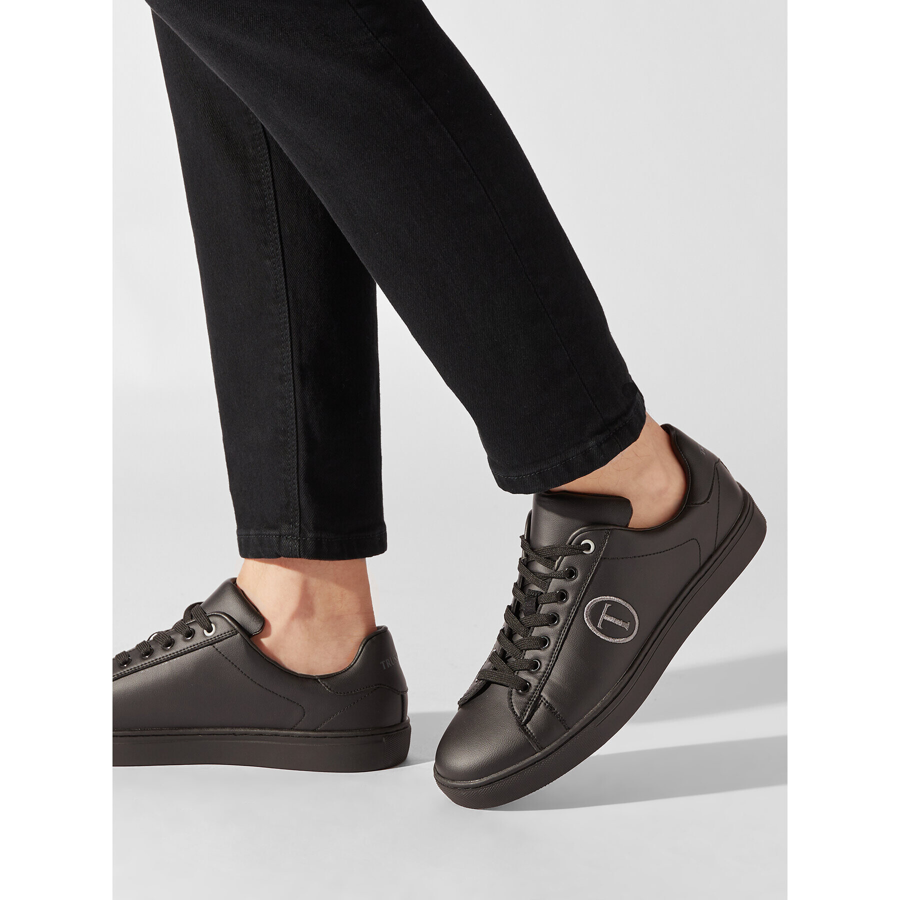 Trussardi Сникърси 77A00511 Черен - Pepit.bg