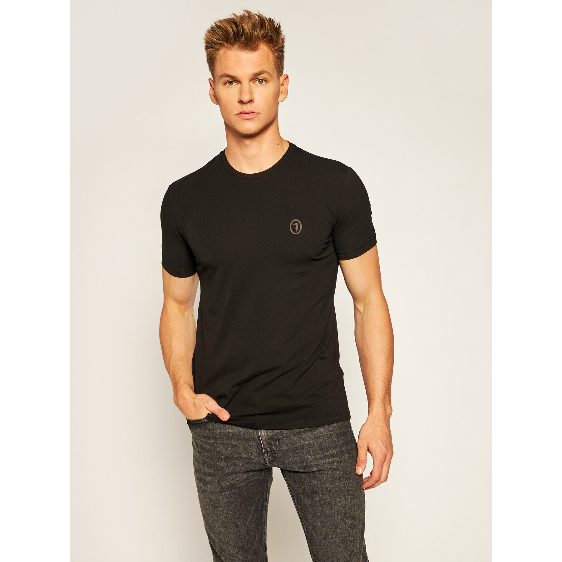 Trussardi Тишърт 52T00377 Черен Slim Fit - Pepit.bg