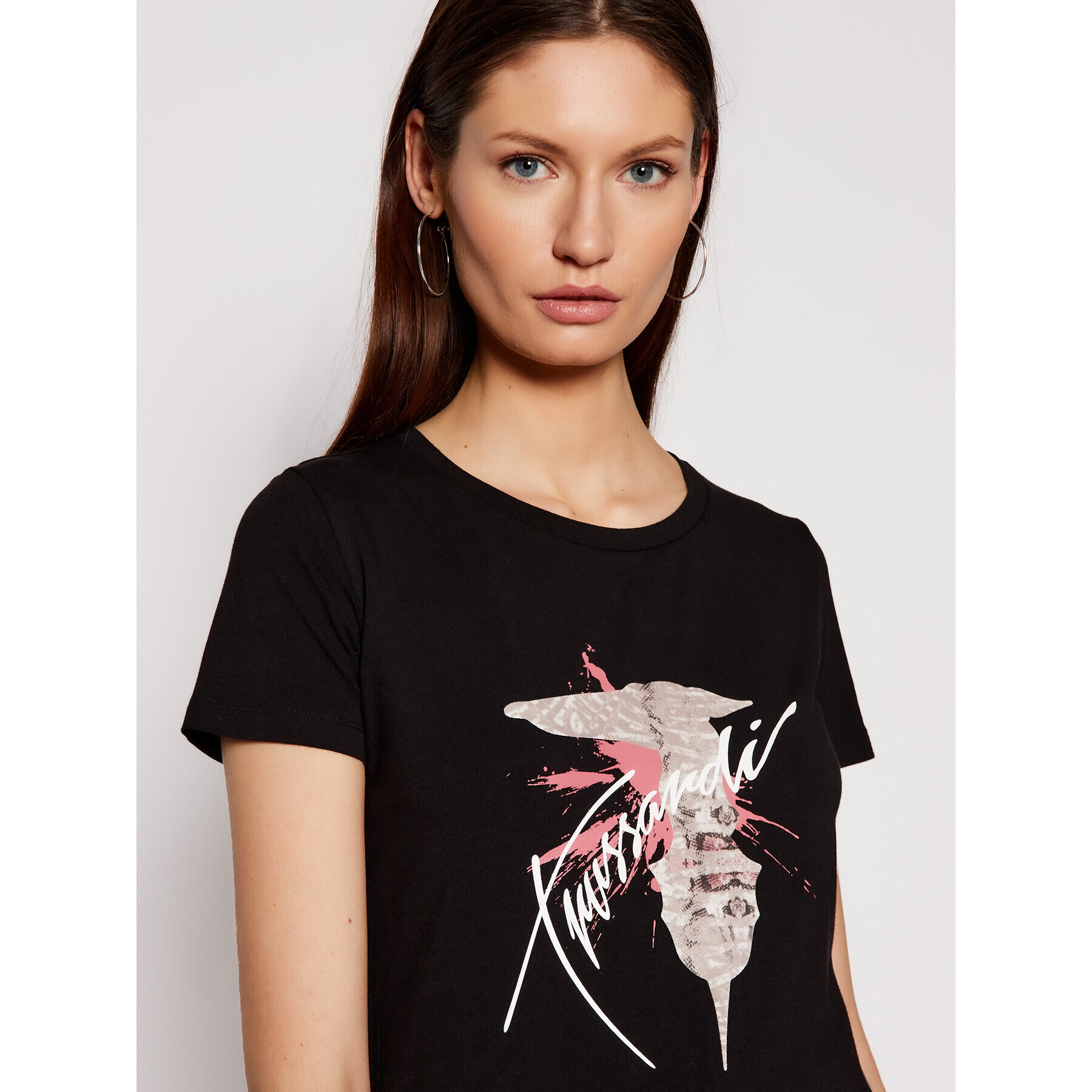 Trussardi Тишърт 56T00384 Черен Slim Fit - Pepit.bg
